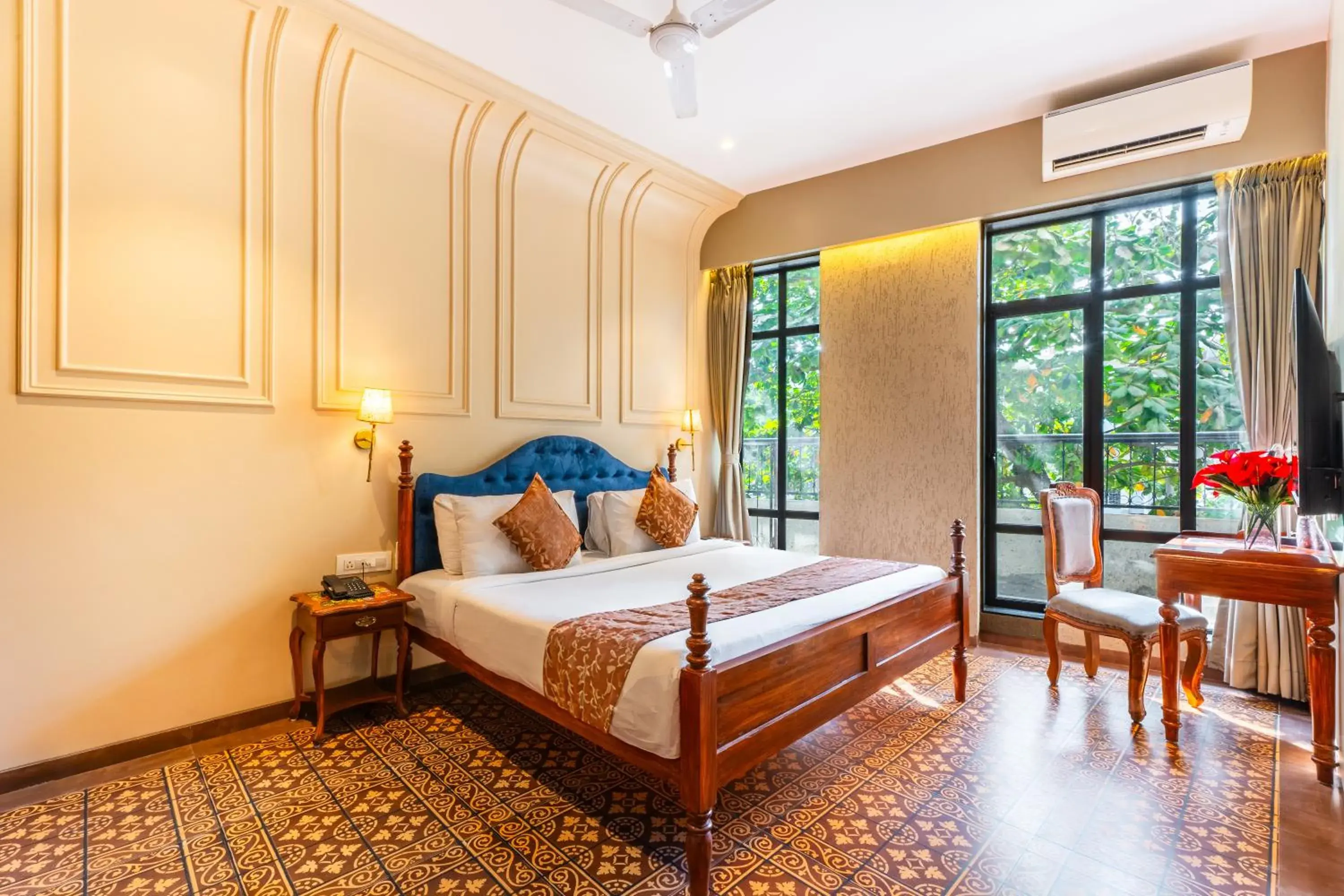 Superior Room with Free Airport Drop in Arnna-Goregaon Superior Room with Free Airport Drop in Arnna-Goregaon