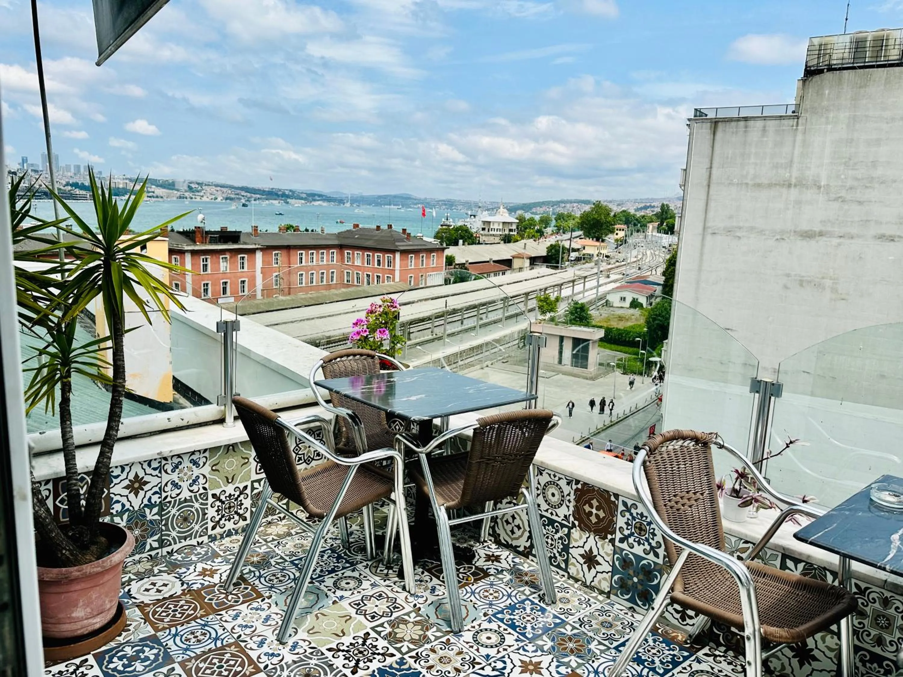 Day in Crowned Plus Hotel