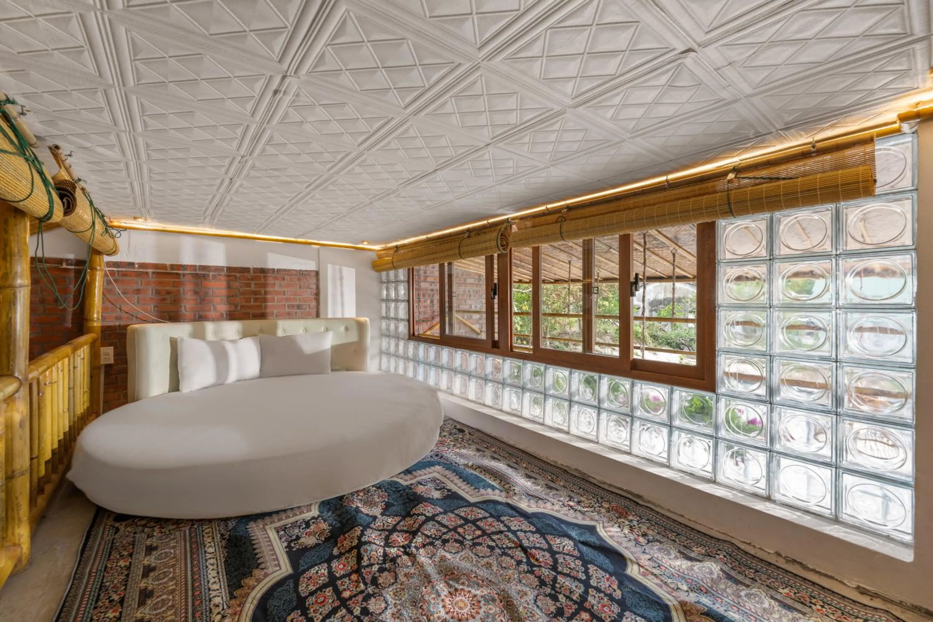 Bed in Hoi An Golden Bamboo An Bang Beach Villa & Spa