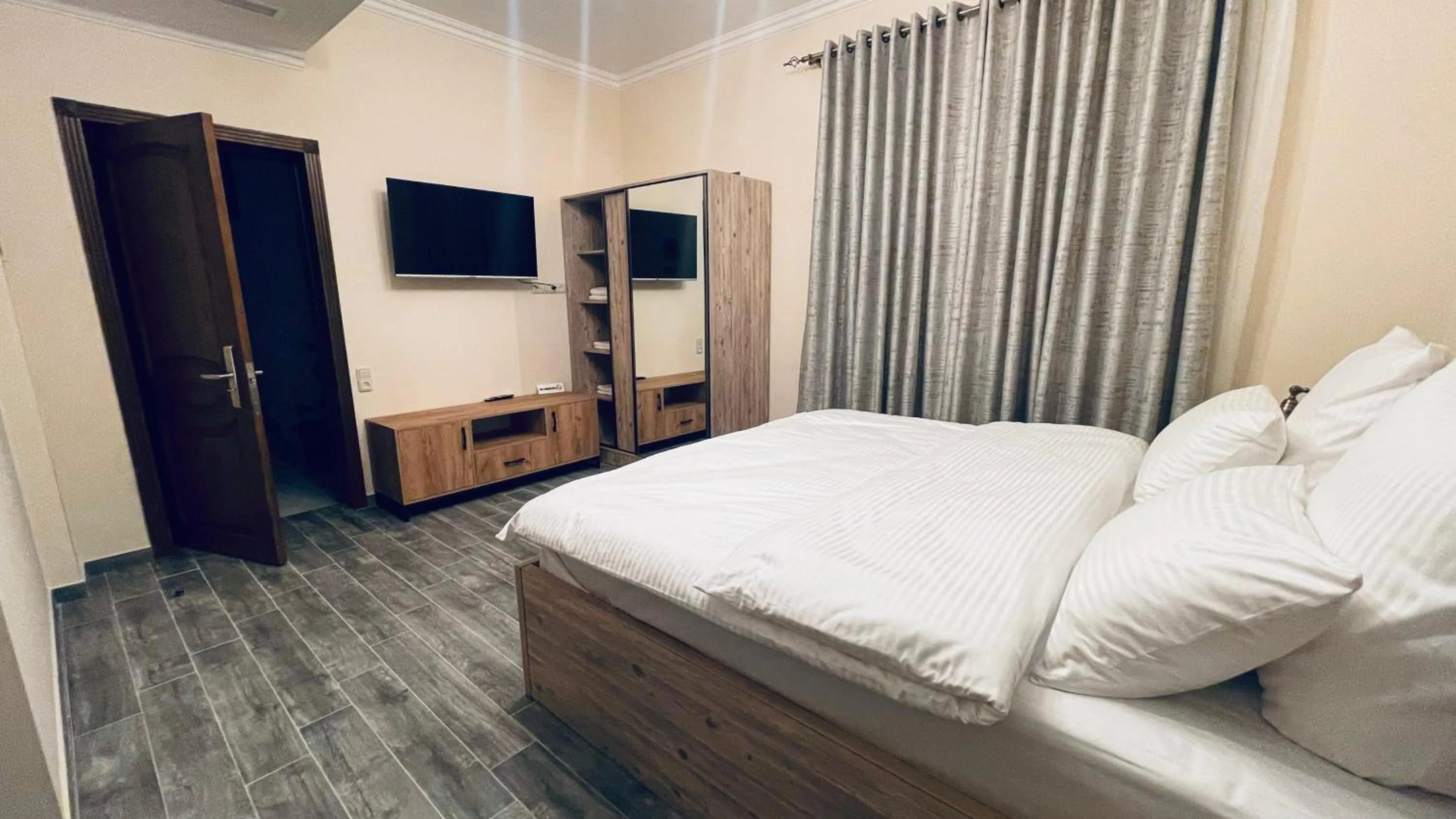 Bedroom, Bed in Altunyan Hotel