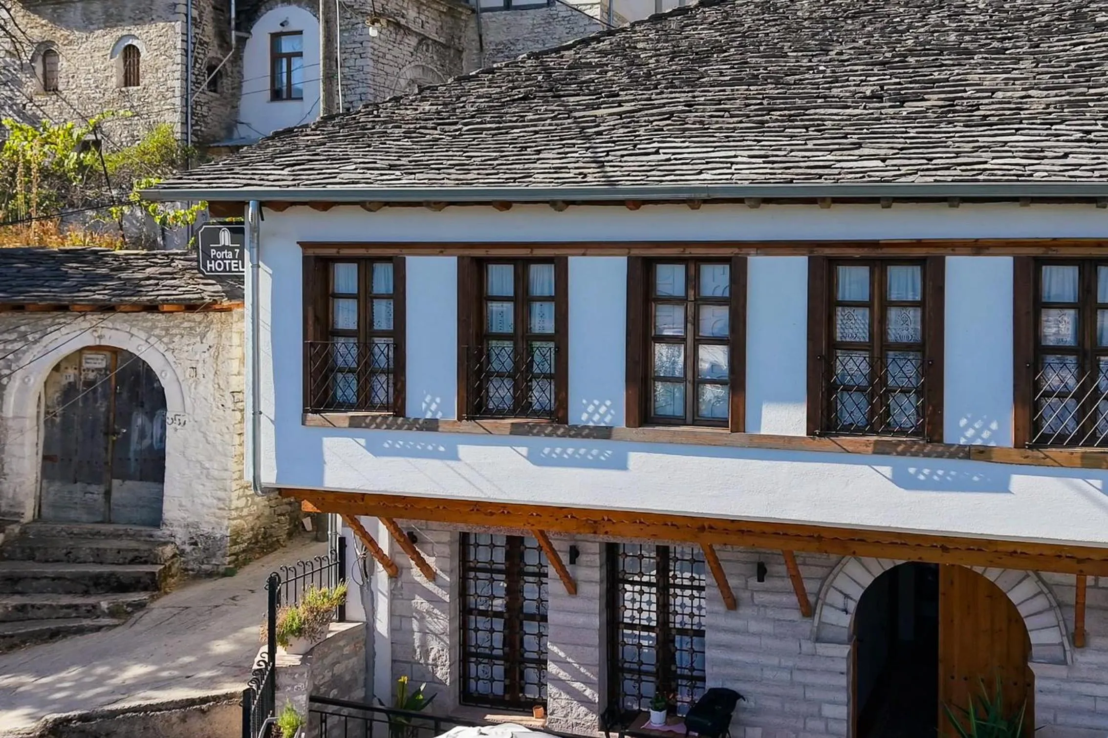 Property building in Porta7 Hotel