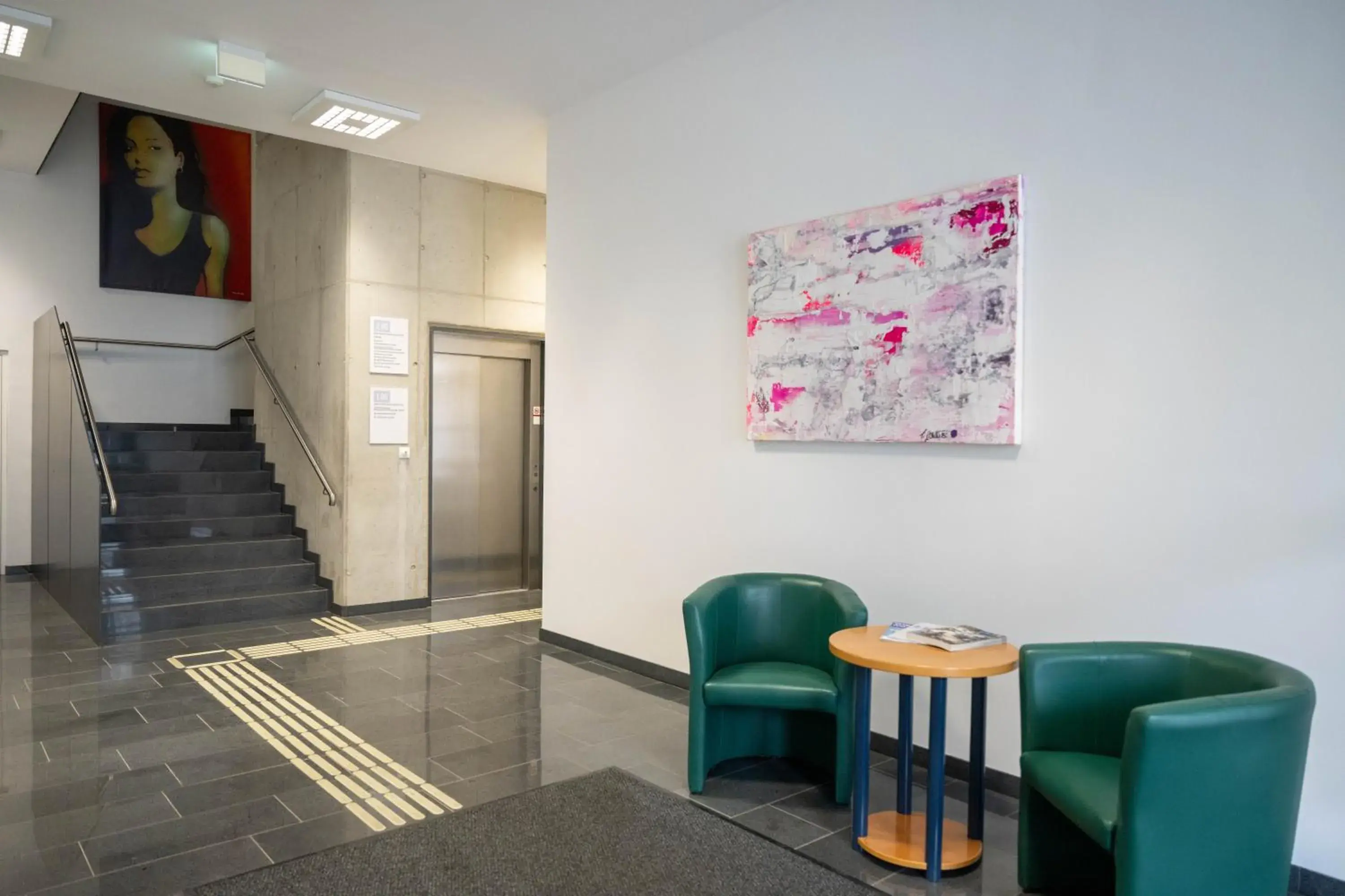 Facade/entrance in PM-PremiumAPART Strassgang Facade/entrance in PM-PremiumAPART Strassgang