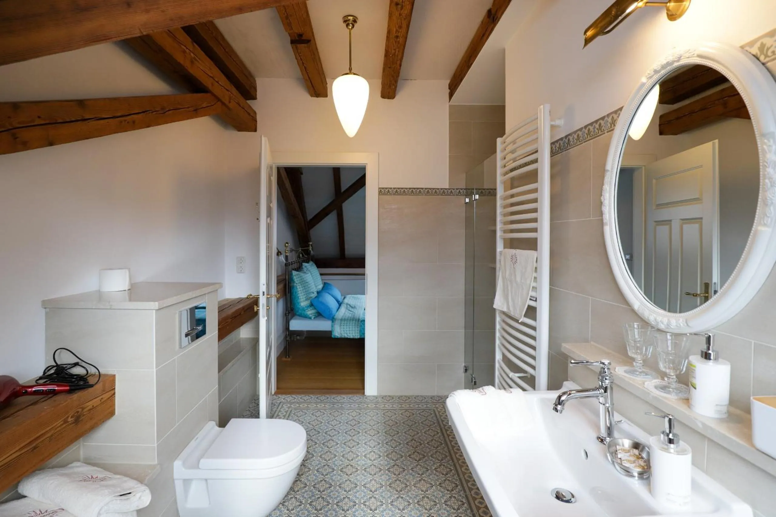 Shower in Boutique-Hotel im Sternenhof