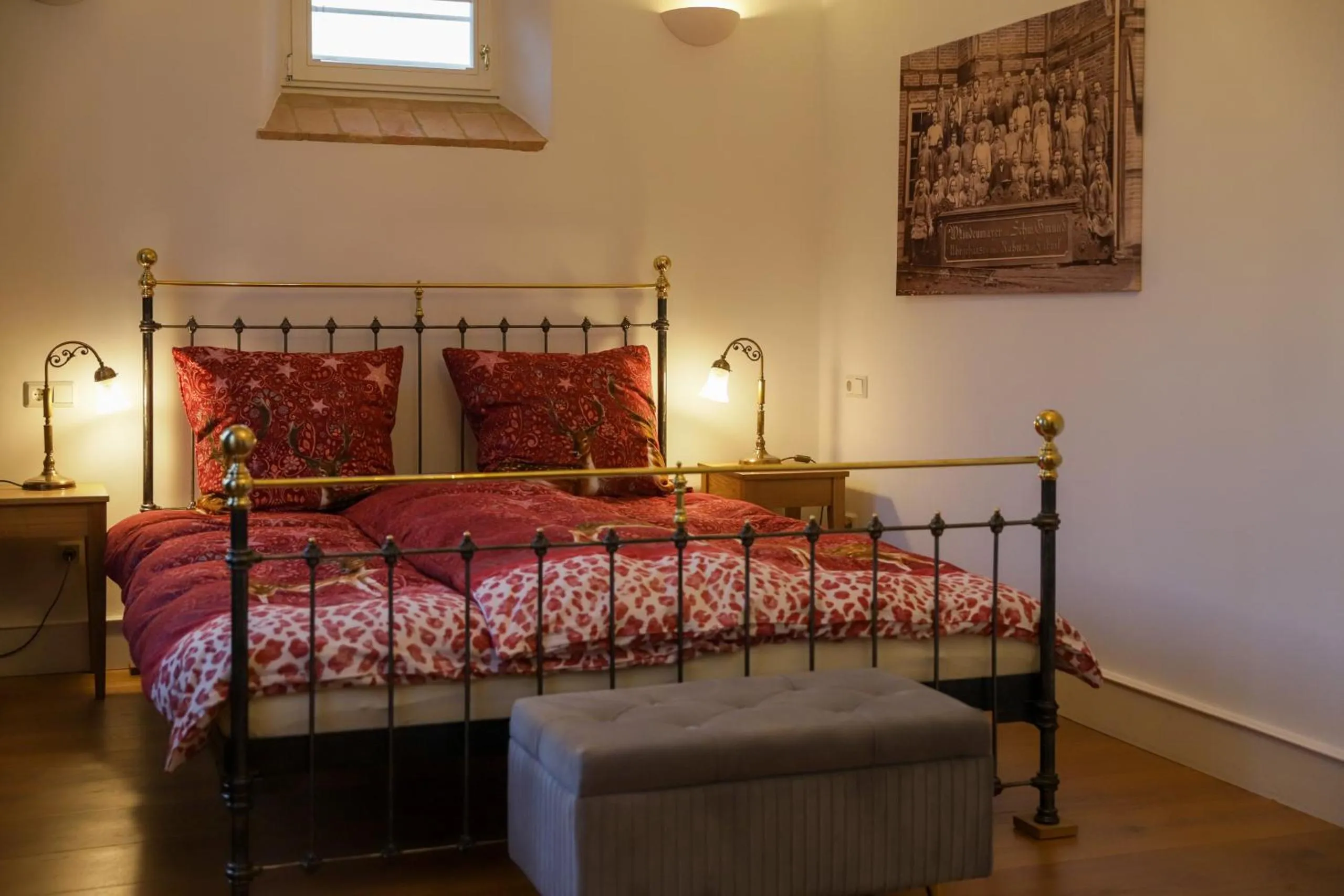 Bed in Boutique-Hotel im Sternenhof