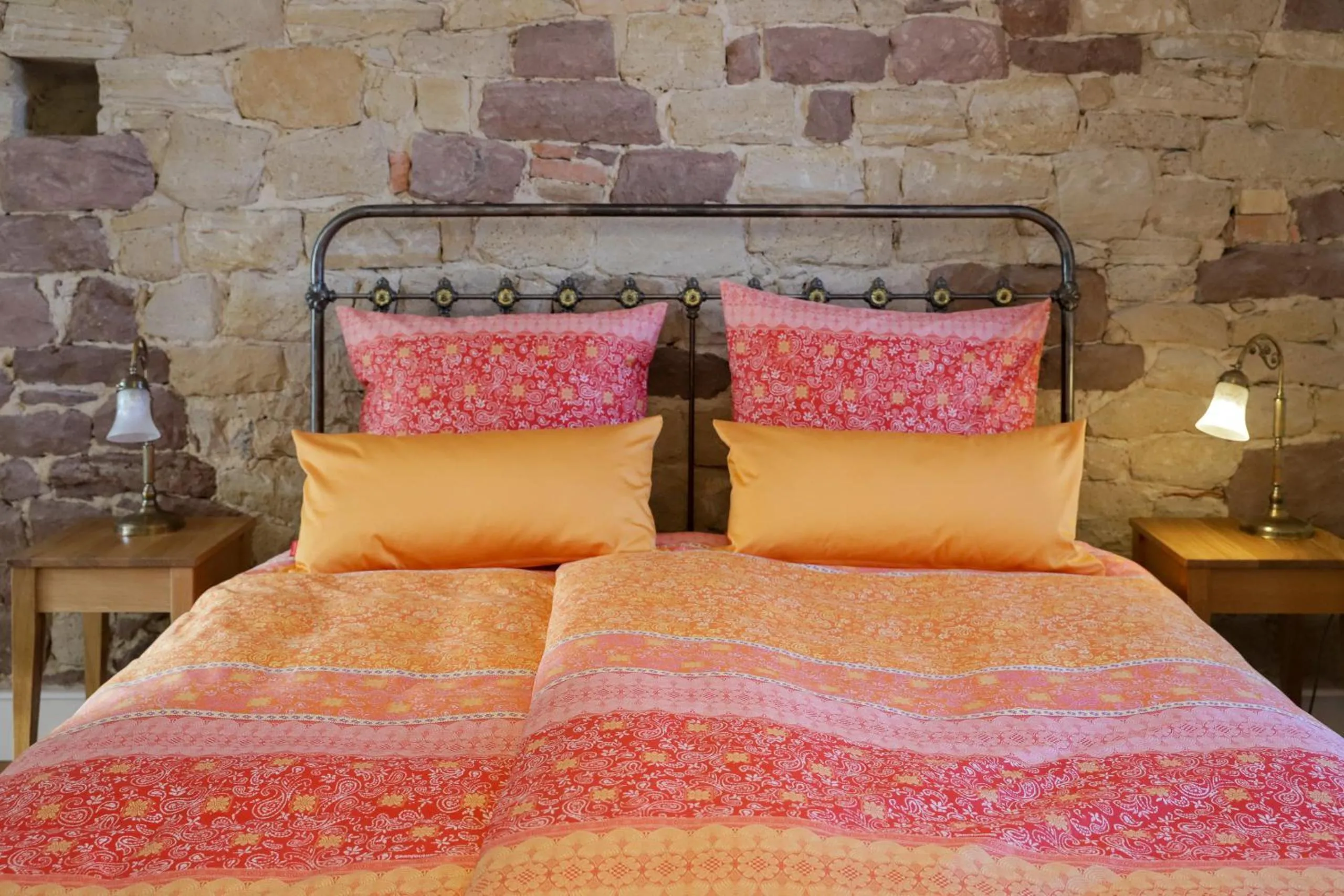 Bed in Boutique-Hotel im Sternenhof