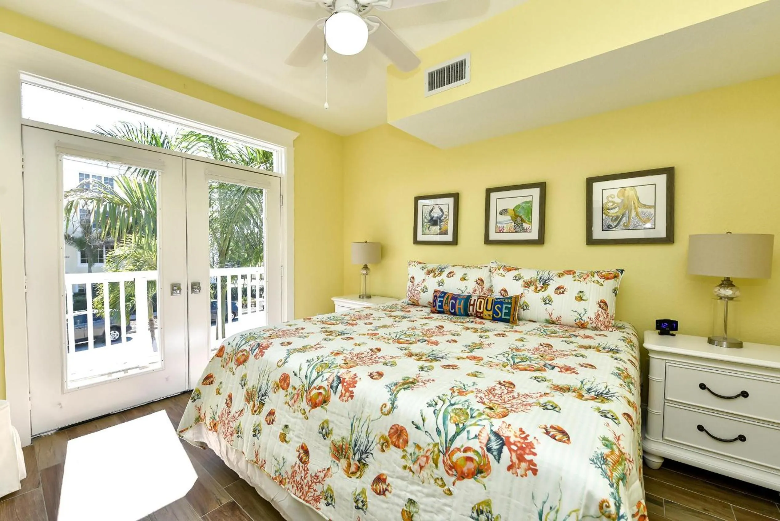 Bed in Surf View