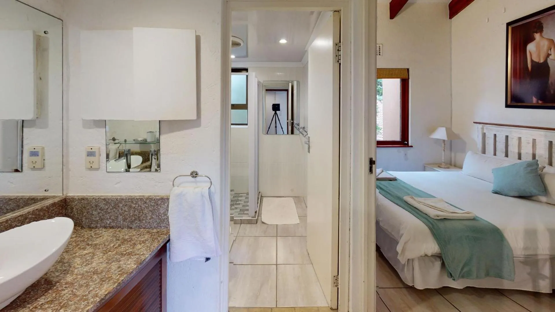Photo of the whole room, Bed in San Lameer Villa 1916 by Top Destinations Rentals