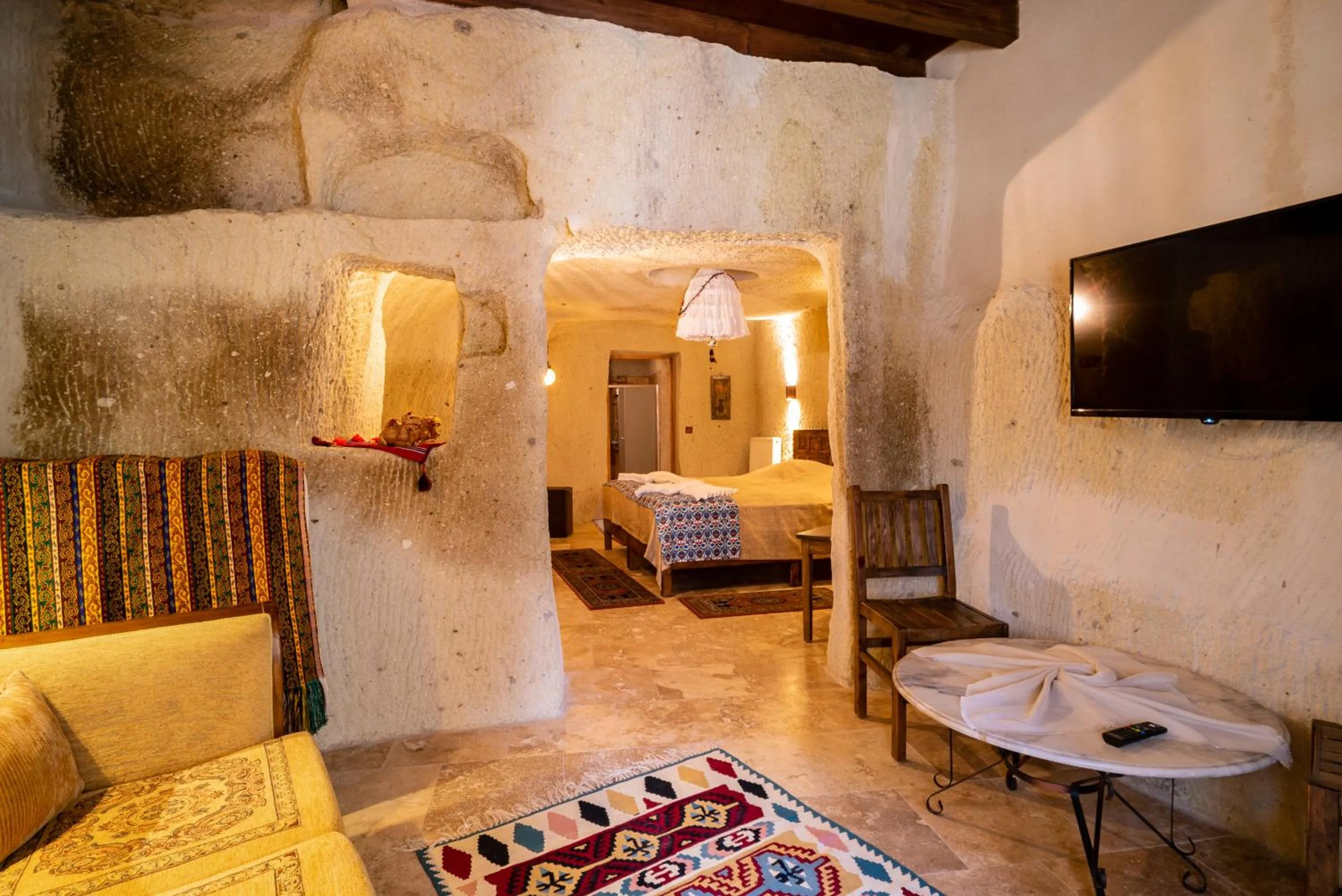 Communal lounge/ TV room, Bed in Cappadocia inans Cave & Swimming Pool Hot