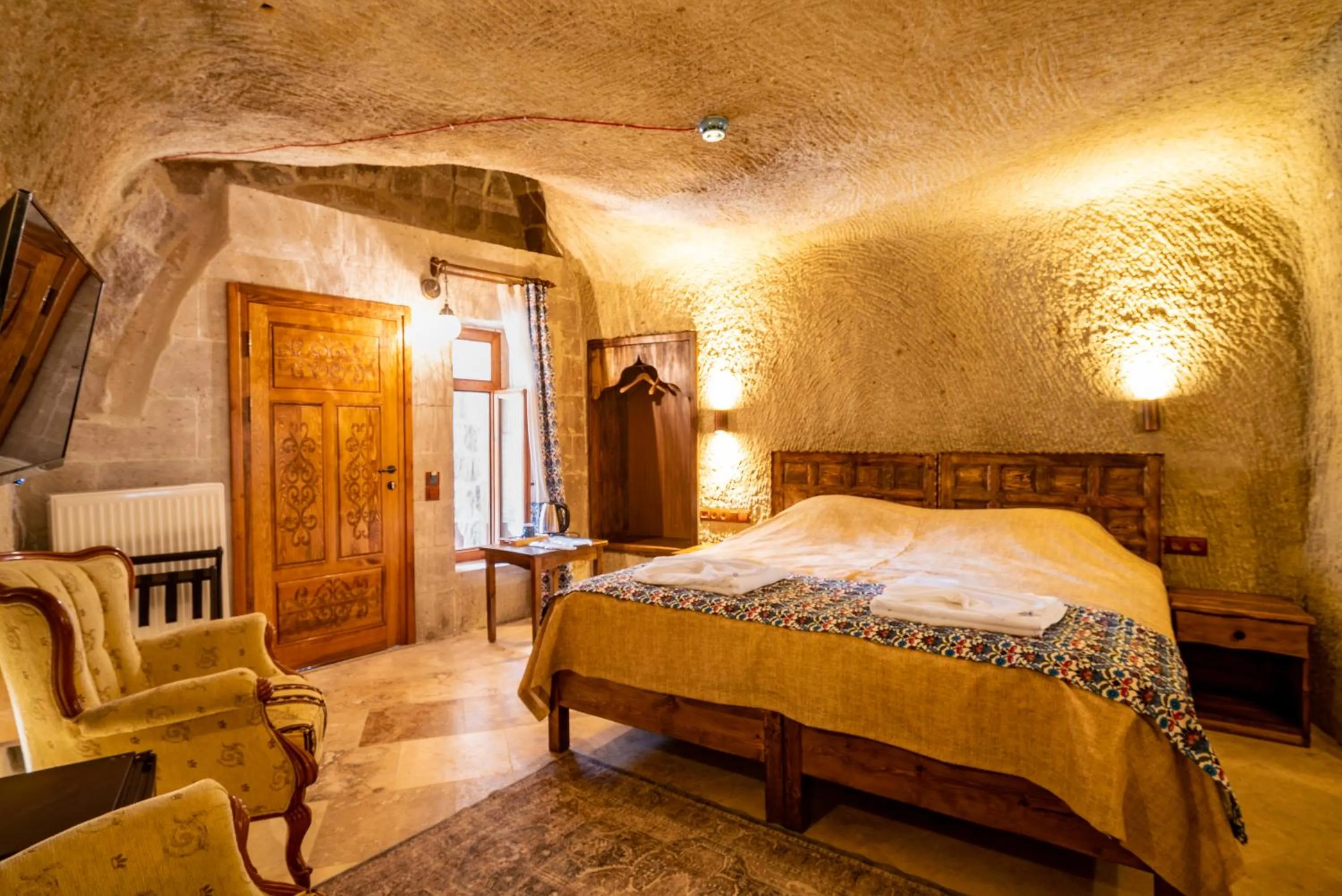 Bed in Cappadocia inans Cave & Swimming Pool Hot