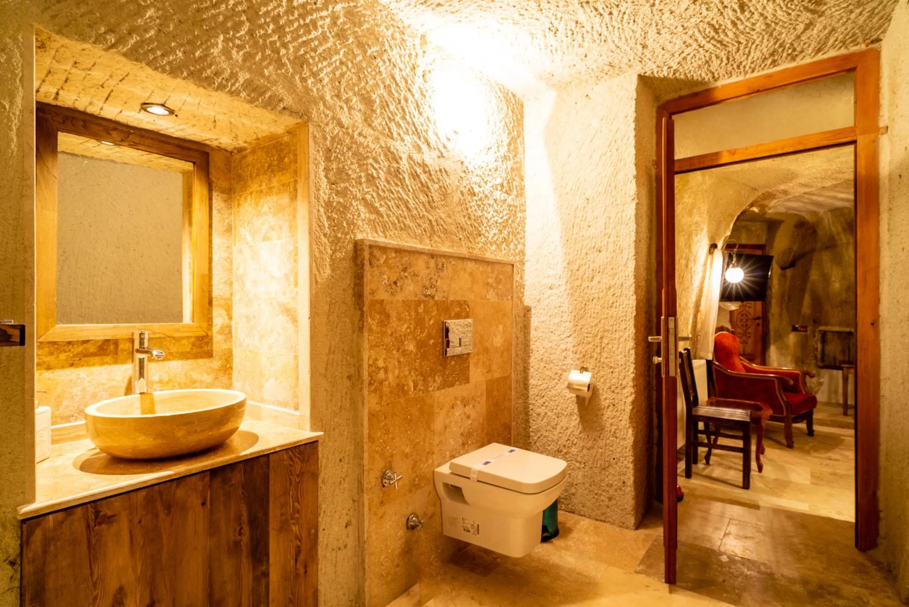 Toilet in Cappadocia inans Cave & Swimming Pool Hot