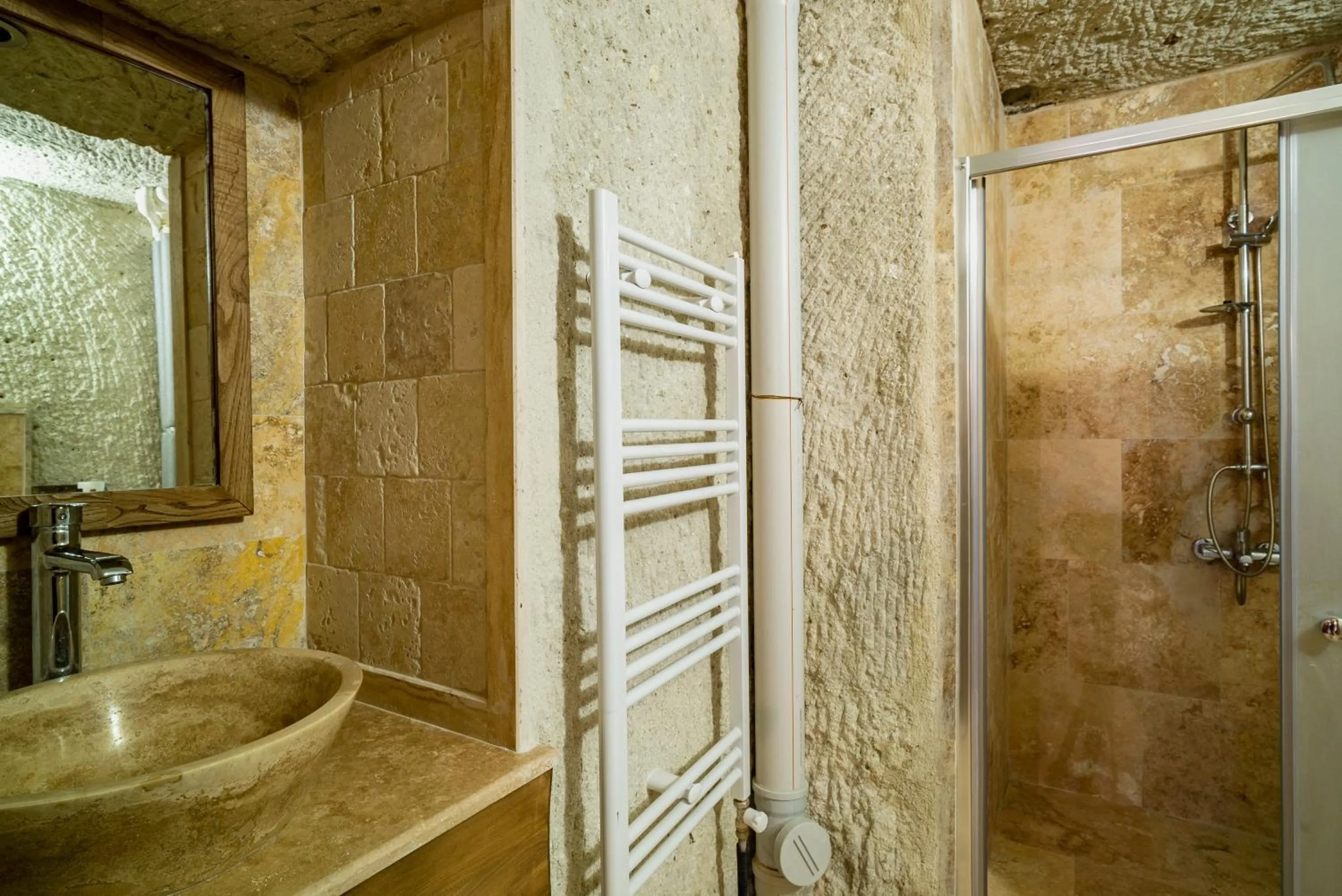 Bathroom in Cappadocia inans Cave & Swimming Pool Hot