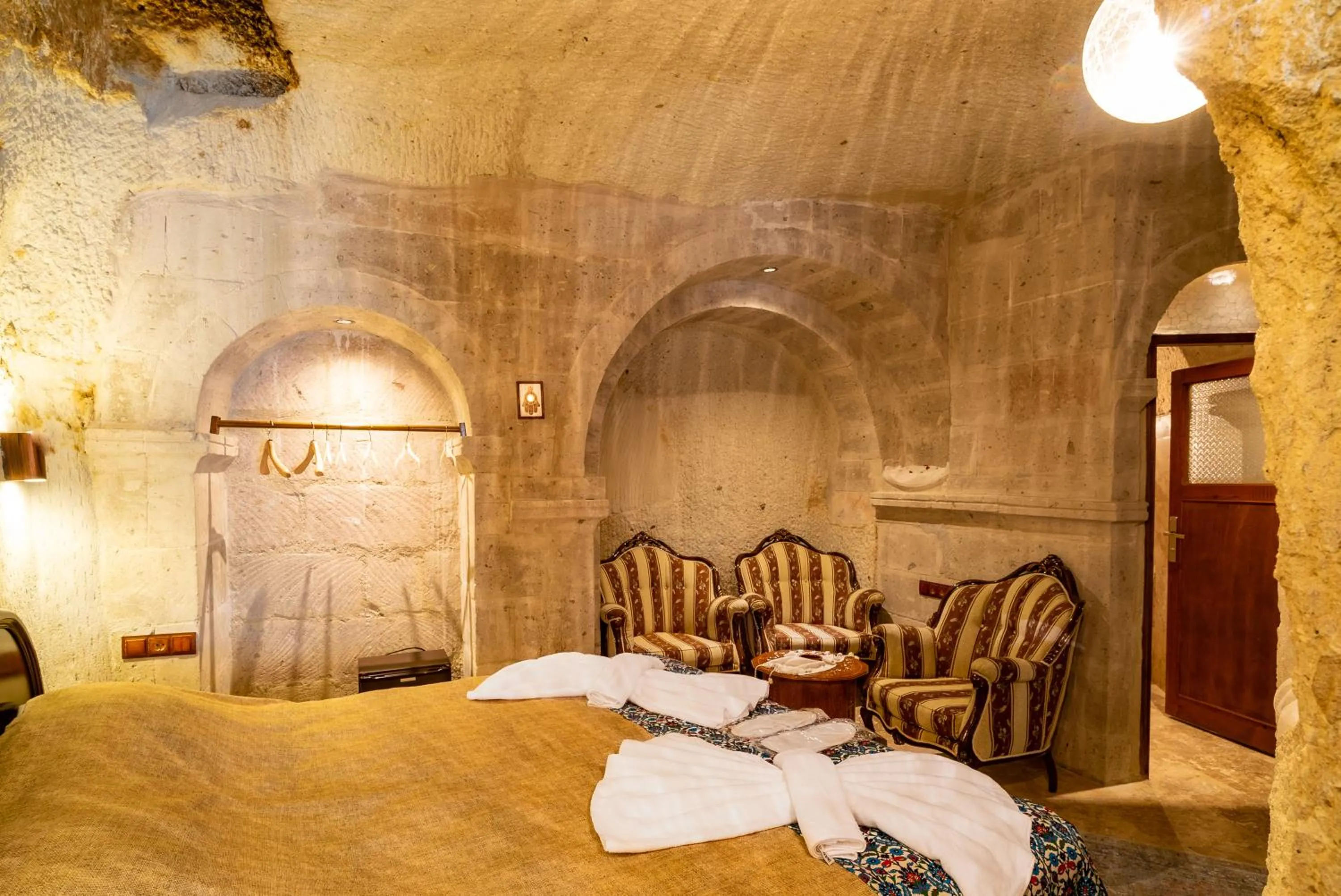 Seating area, Bed in Cappadocia inans Cave & Swimming Pool Hot