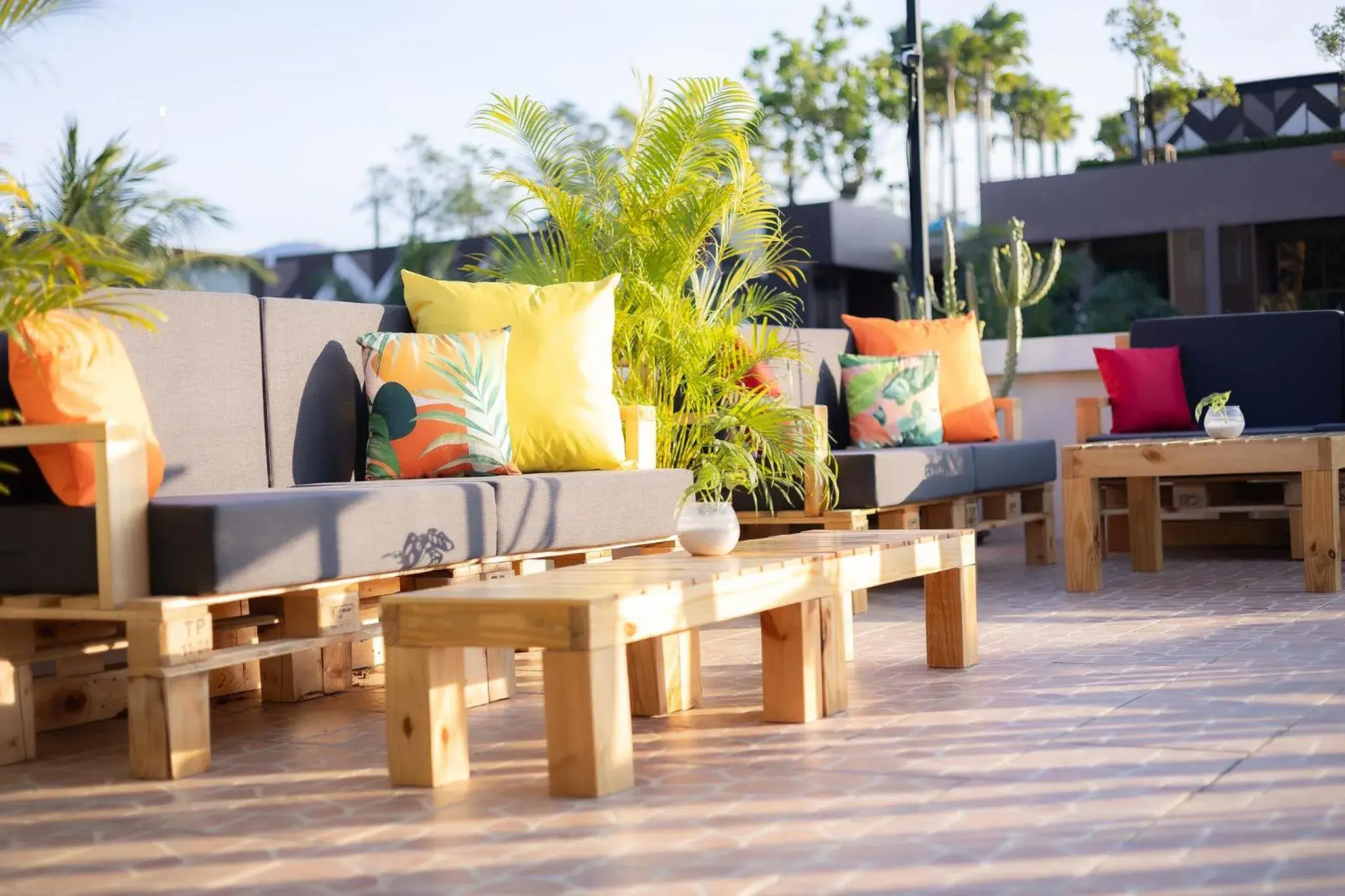 Lounge or bar in Club22 Kamala Suites, Kamala Beach Lounge or bar in Club22 Kamala Suites, Kamala Beach