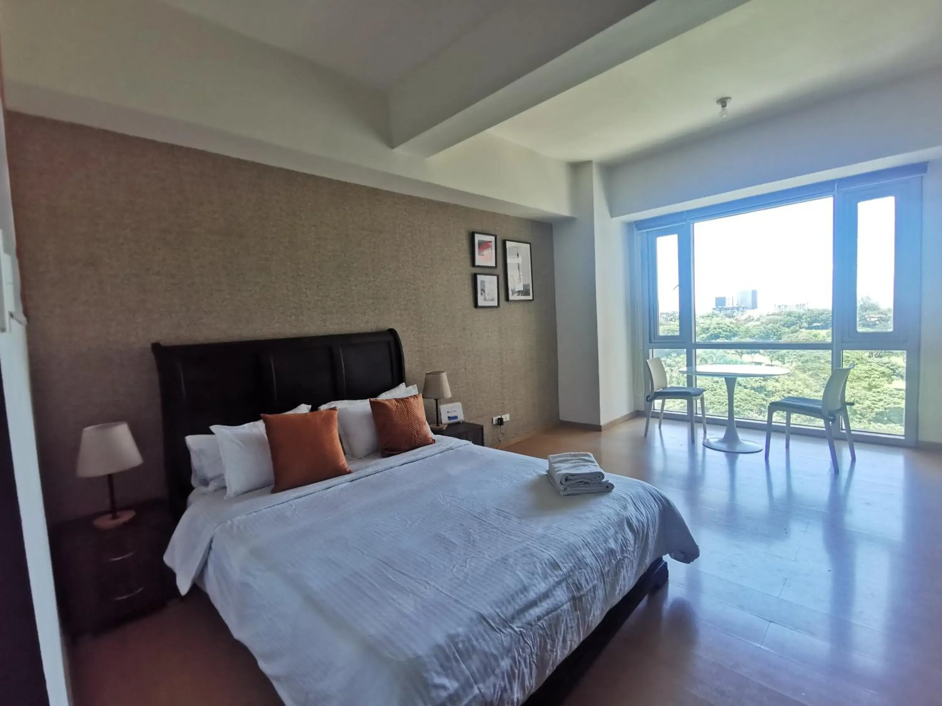 Caleze Properties AVANT at the Fort BGC Studio Caleze Properties AVANT at the Fort BGC Studio