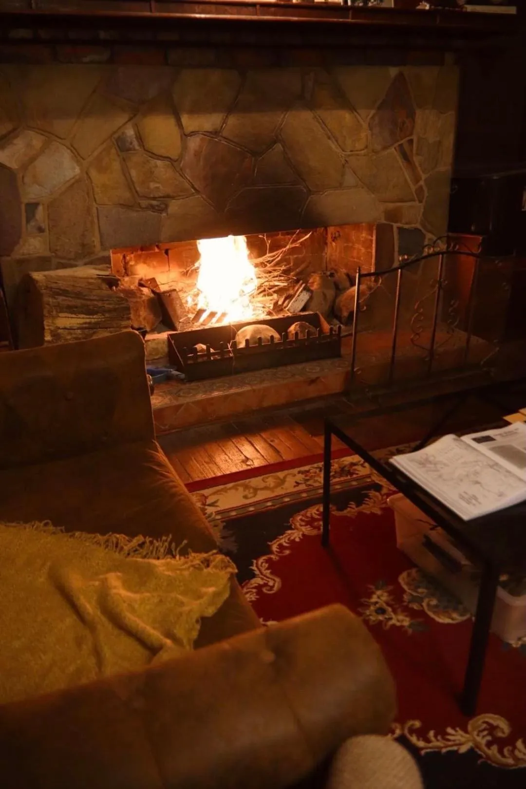 Restaurant/places to eat in Green Gables Motel in Warburton