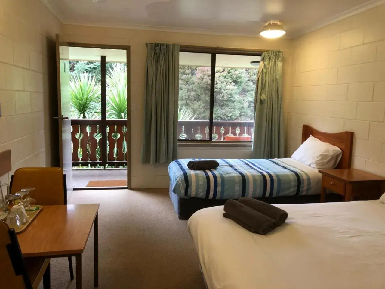 Family Room with Private Bathroom in Green Gables Motel in Warburton Family Room with Private Bathroom in Green Gables Motel in Warburton