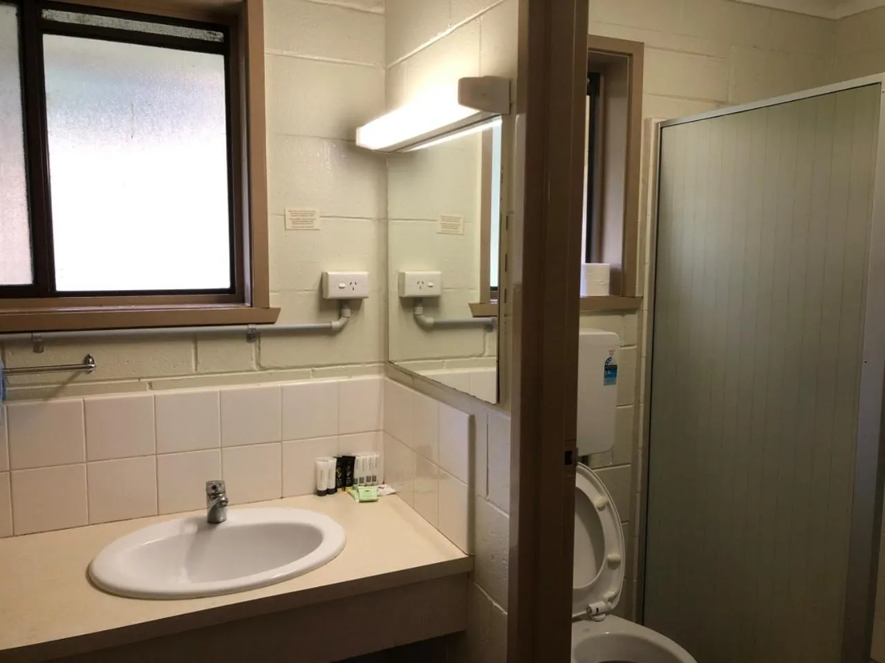 Green Gables Motel in Warburton