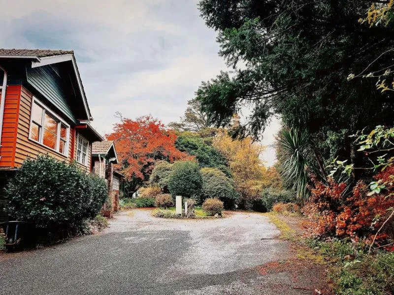 Garden in Green Gables Motel in Warburton