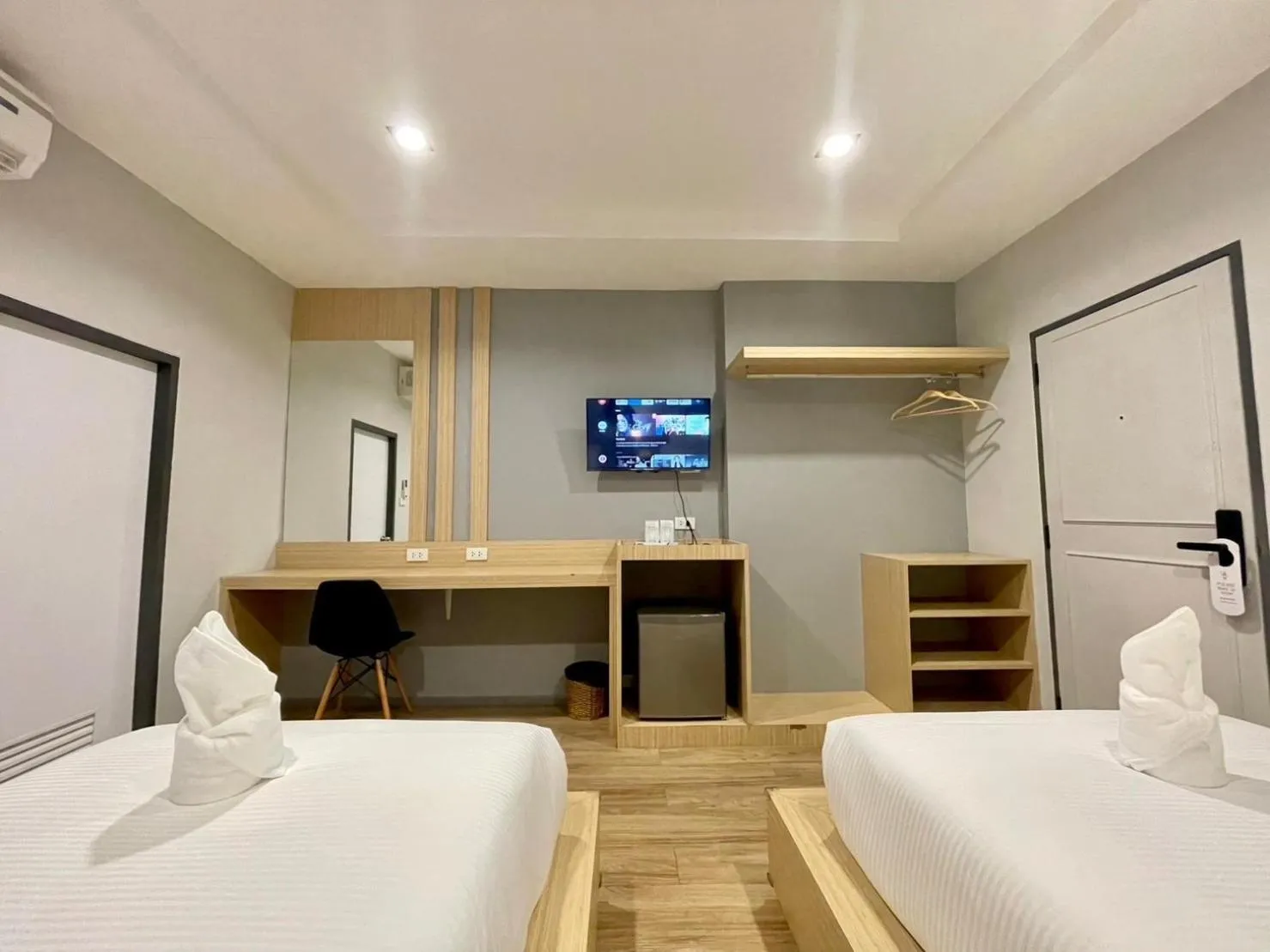 Bed in Klaang Muang Hotel (โรงแรมกลางเมือง)