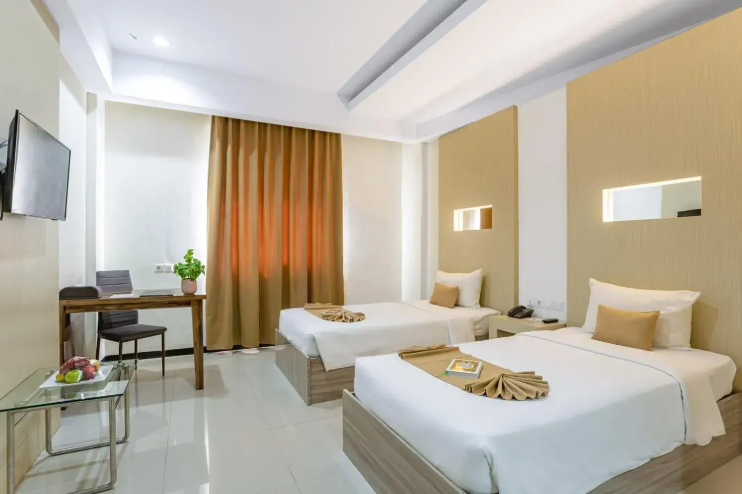 Bed in Sahid Azizah Syariah Hotel and Convention Kendari Bed in Sahid Azizah Syariah Hotel and Convention Kendari