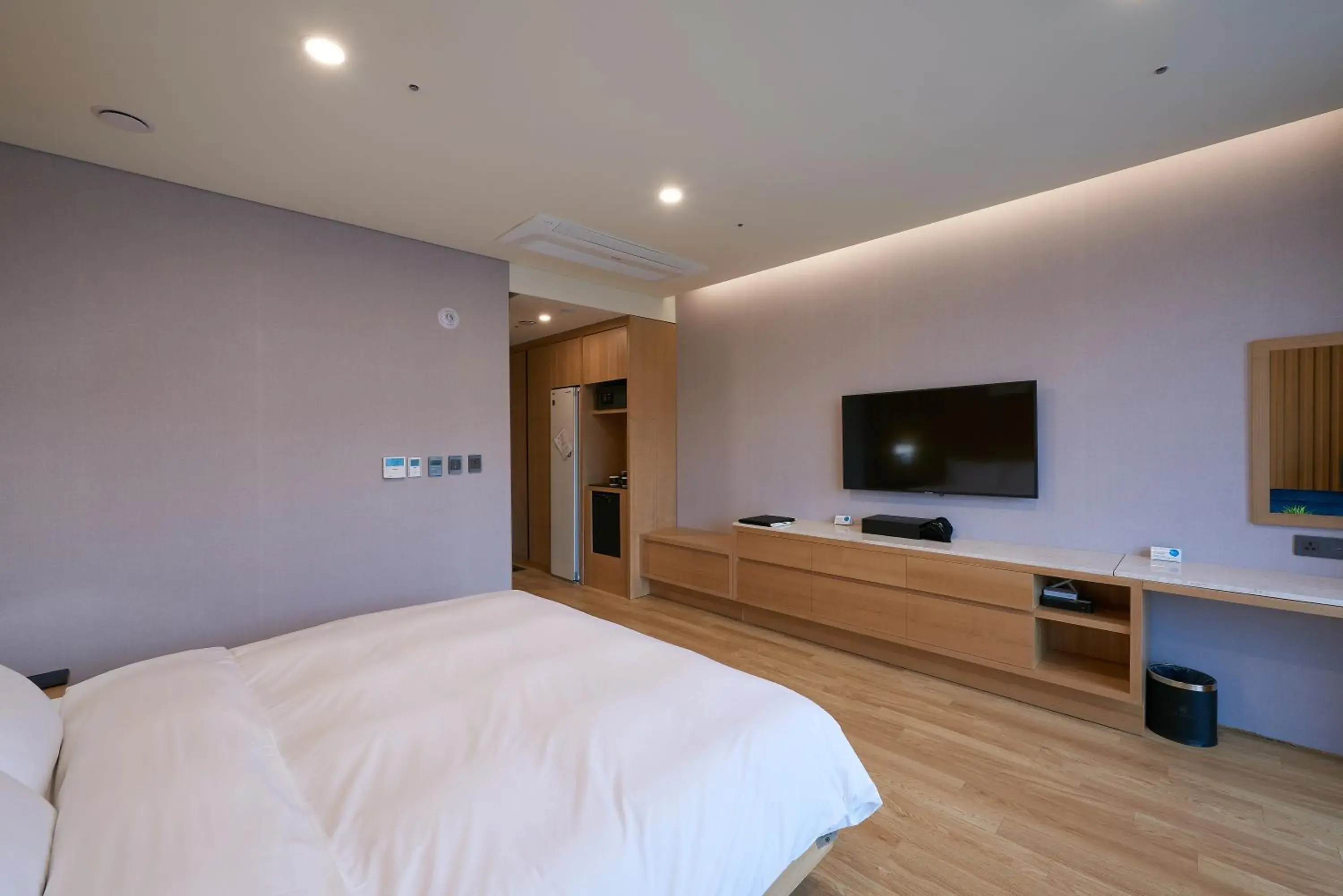 Bed in CS Hotel Bed in CS Hotel