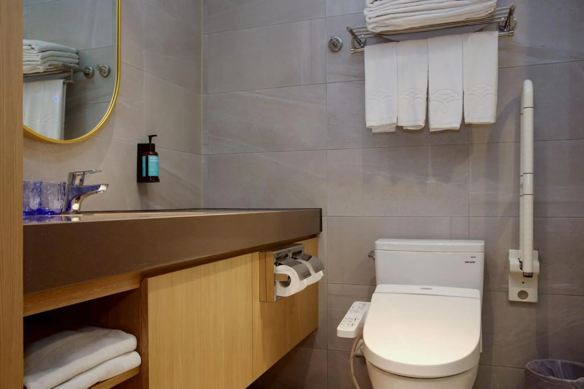 Fullon Poshtel - Kaohsiung