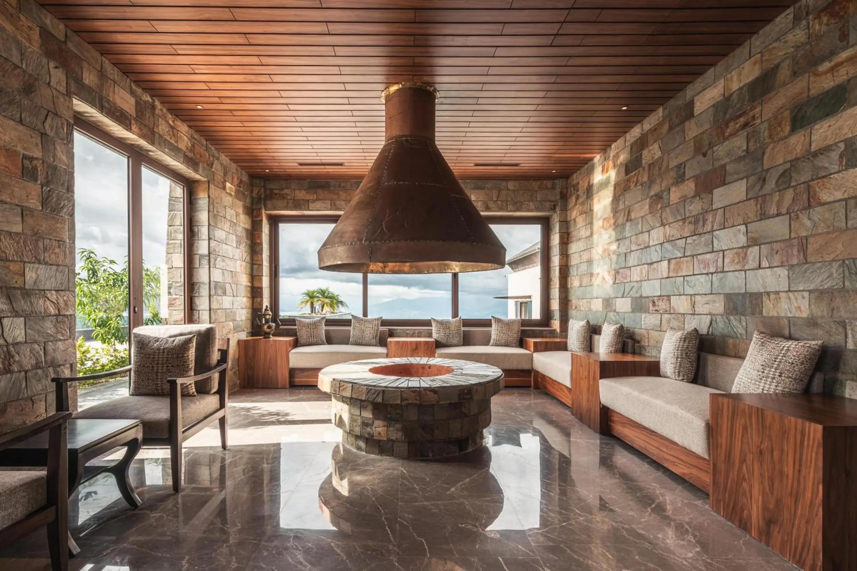 Lounge or bar in Dusit Thani Himalayan Resort Dhulikhel, Nepal Lounge or bar in Dusit Thani Himalayan Resort Dhulikhel, Nepal