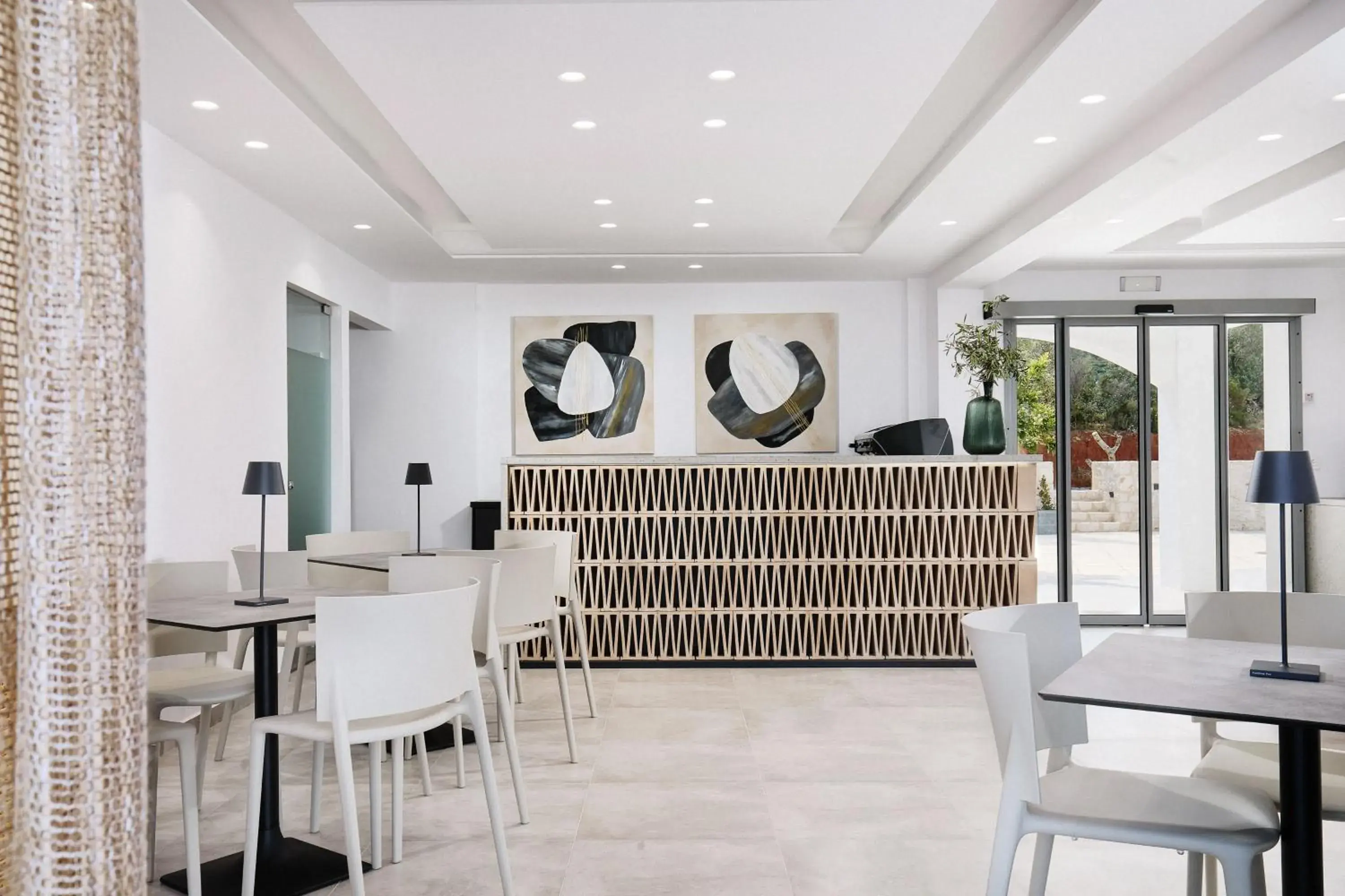 Lounge or bar in Quattro Suites Lounge or bar in Quattro Suites