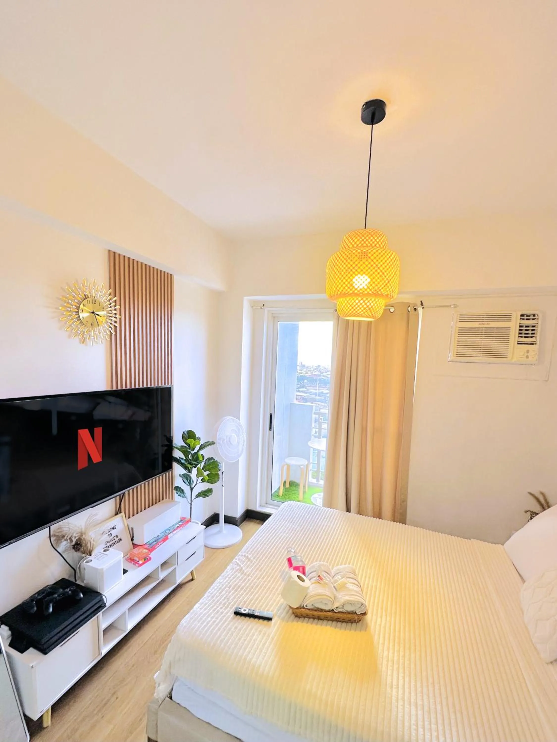 Bedroom, Bed in Zinnia Towers 1BR Condo with PS4 Karaoke Netflix & Swimming Pool