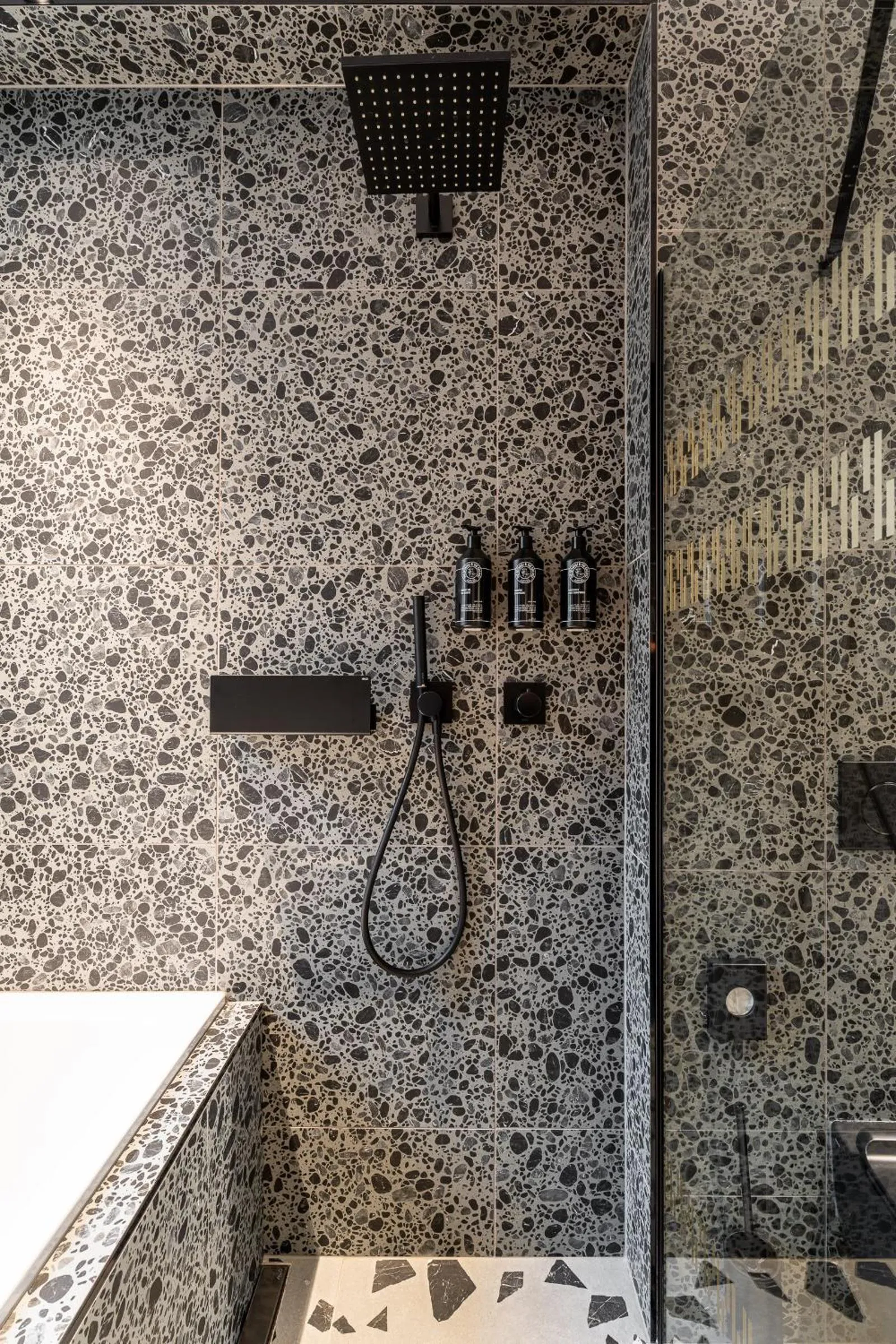 Shower in Aston Hotel Riga