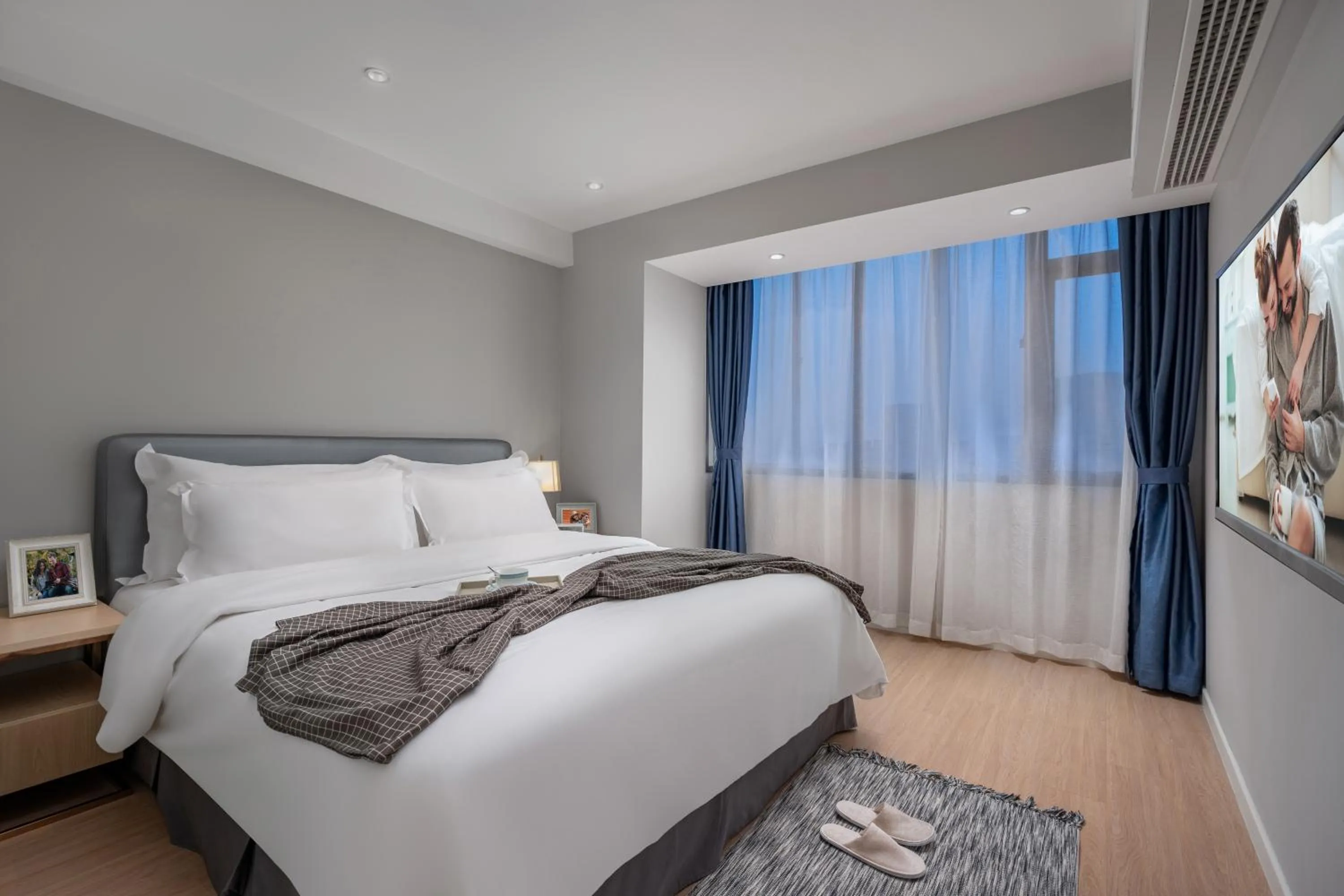 Bed in Citadines Apart'hotel Shanghai Jing'an Temple