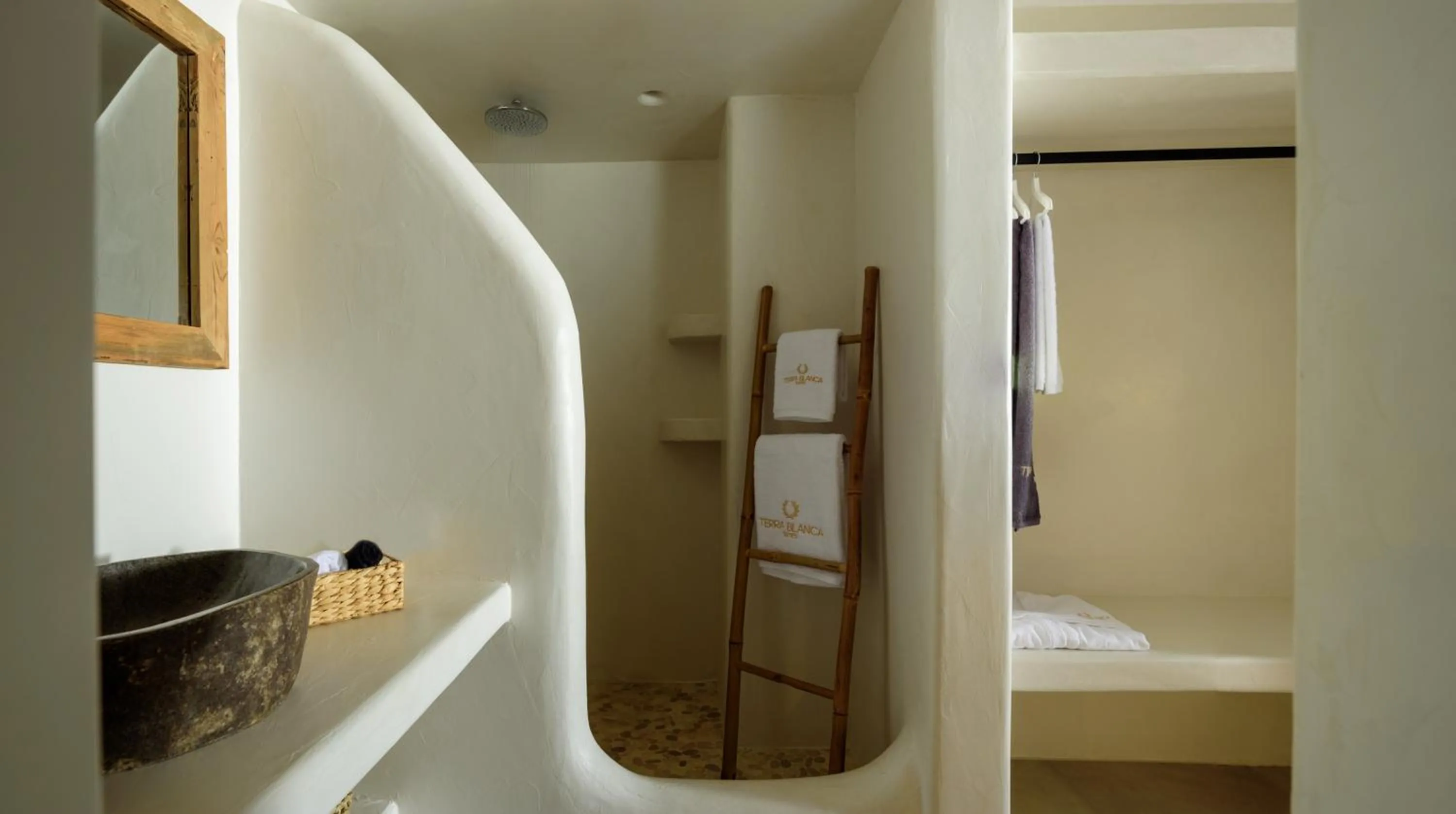 towels, Bed in Terra Blanca Suites