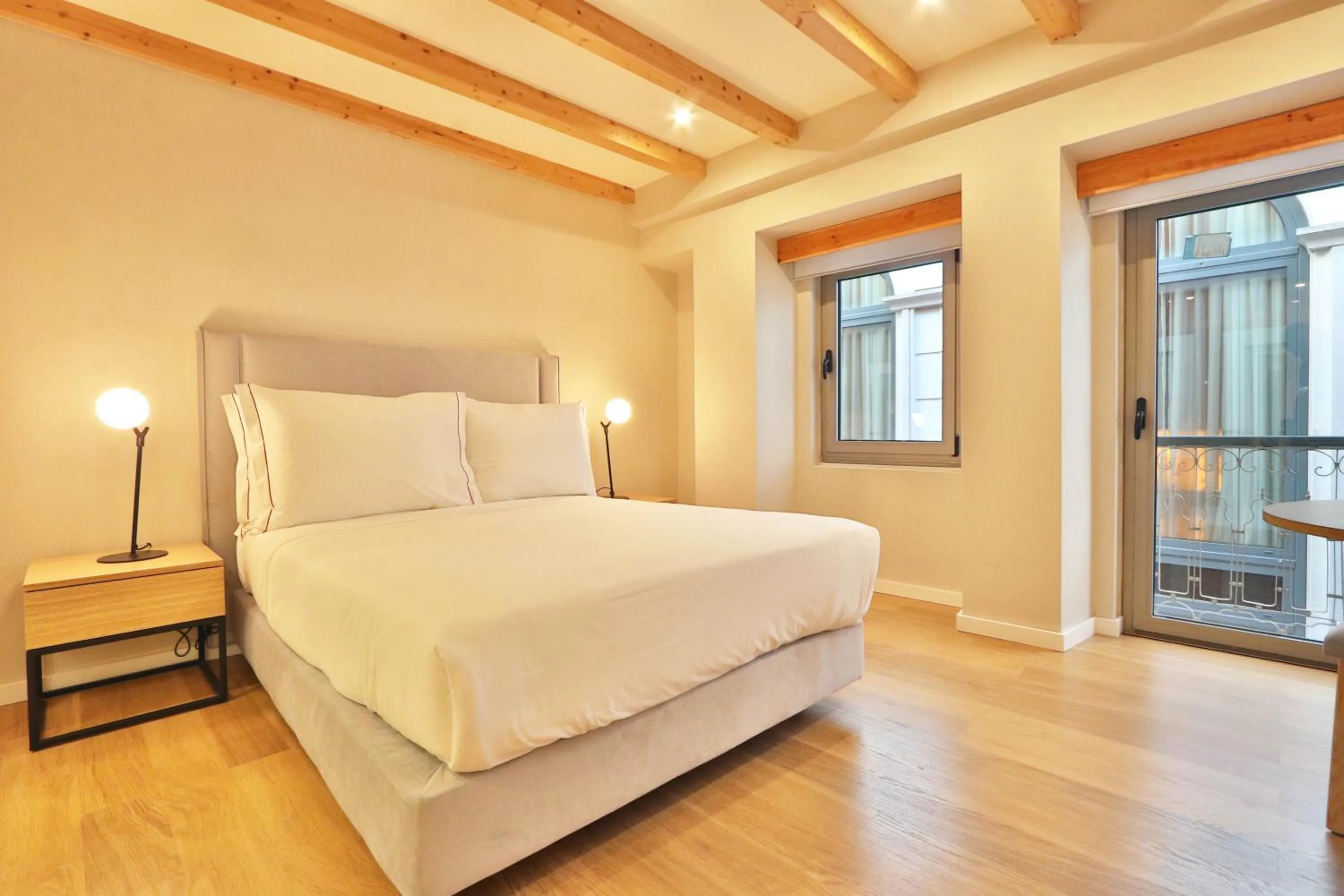 Bed in BOULEVARD Boutique Studios