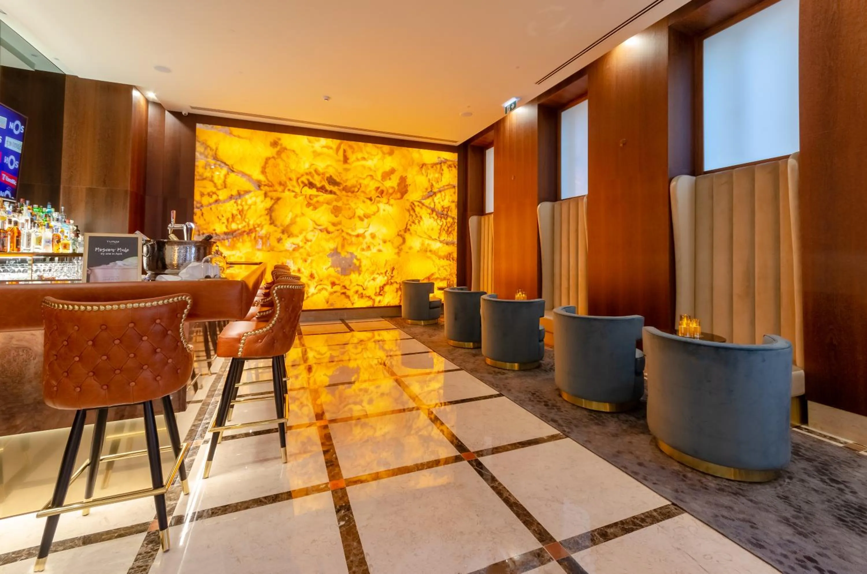 Lounge or bar in BOULEVARD Boutique Studios