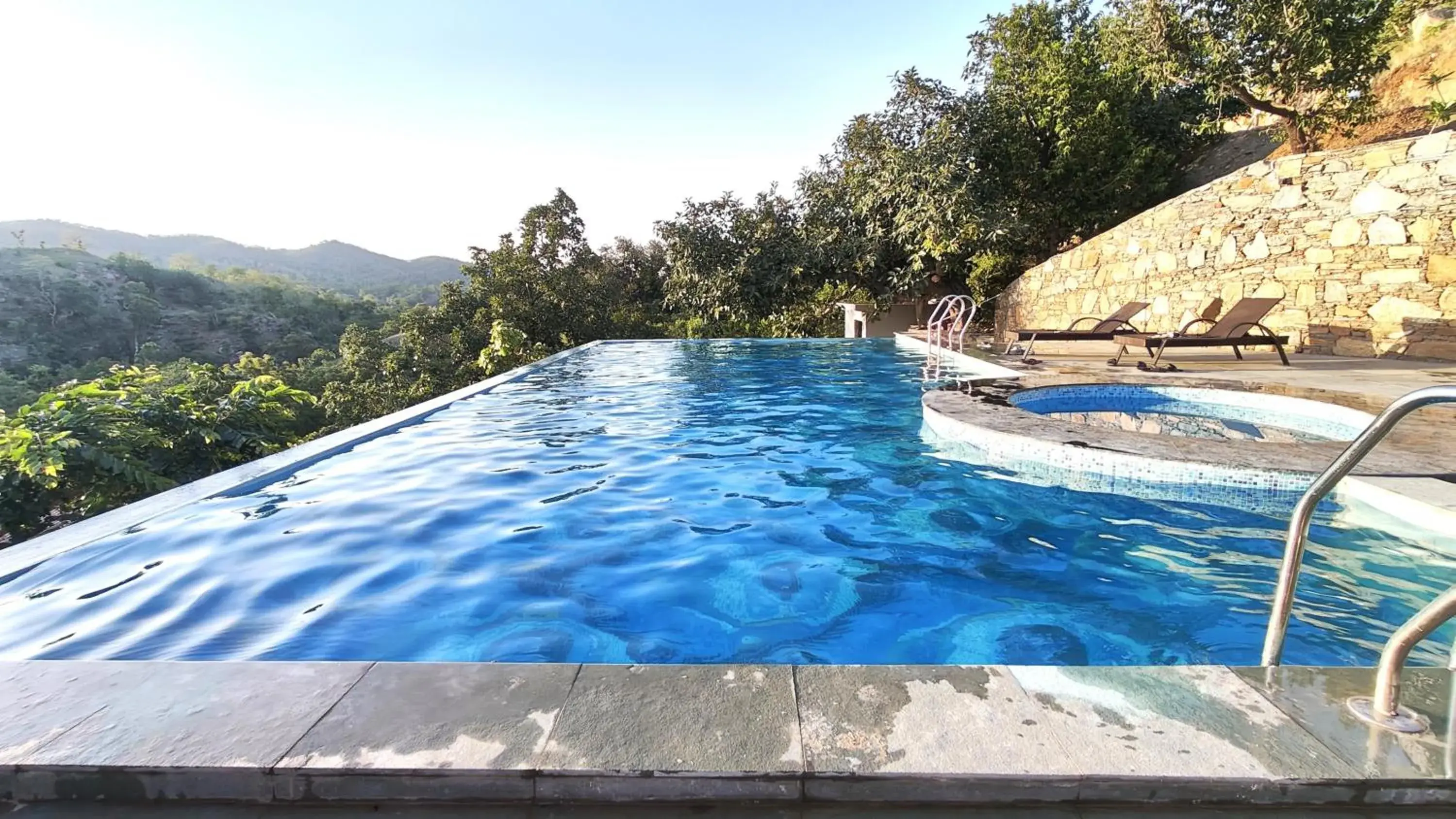 Mountain view in The Sky Imperial Pavoreal Jungle Resort Mountain view in The Sky Imperial Pavoreal Jungle Resort