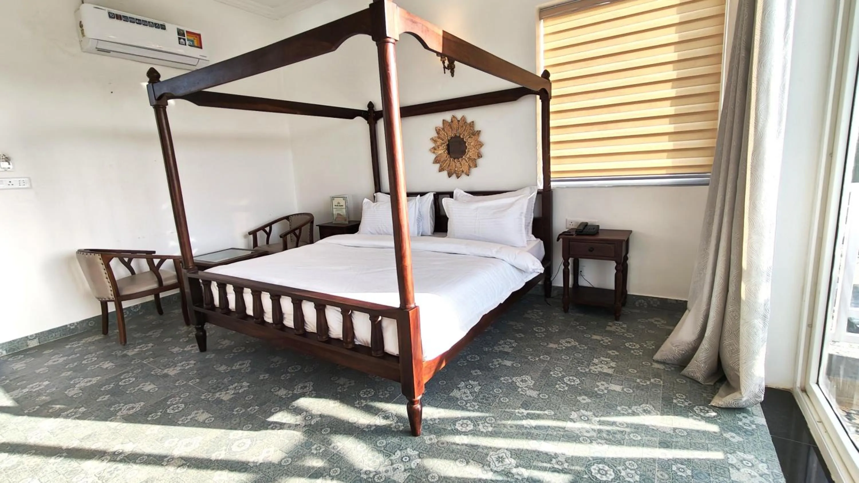 Bed in The Sky Imperial Pavoreal Jungle Resort