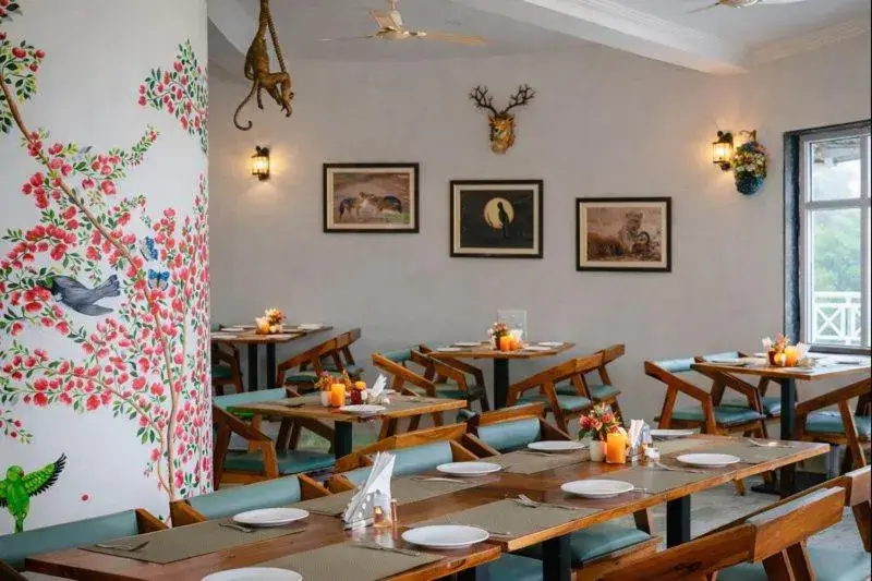 Restaurant/places to eat in The Sky Imperial Pavoreal Jungle Resort Restaurant/places to eat in The Sky Imperial Pavoreal Jungle Resort