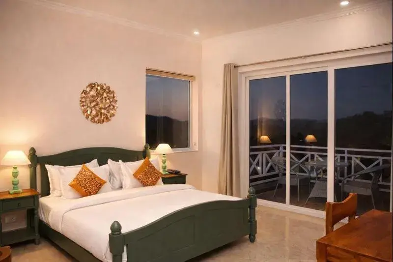 Bedroom, Bed in The Sky Imperial Pavoreal Jungle Resort Bedroom, Bed in The Sky Imperial Pavoreal Jungle Resort