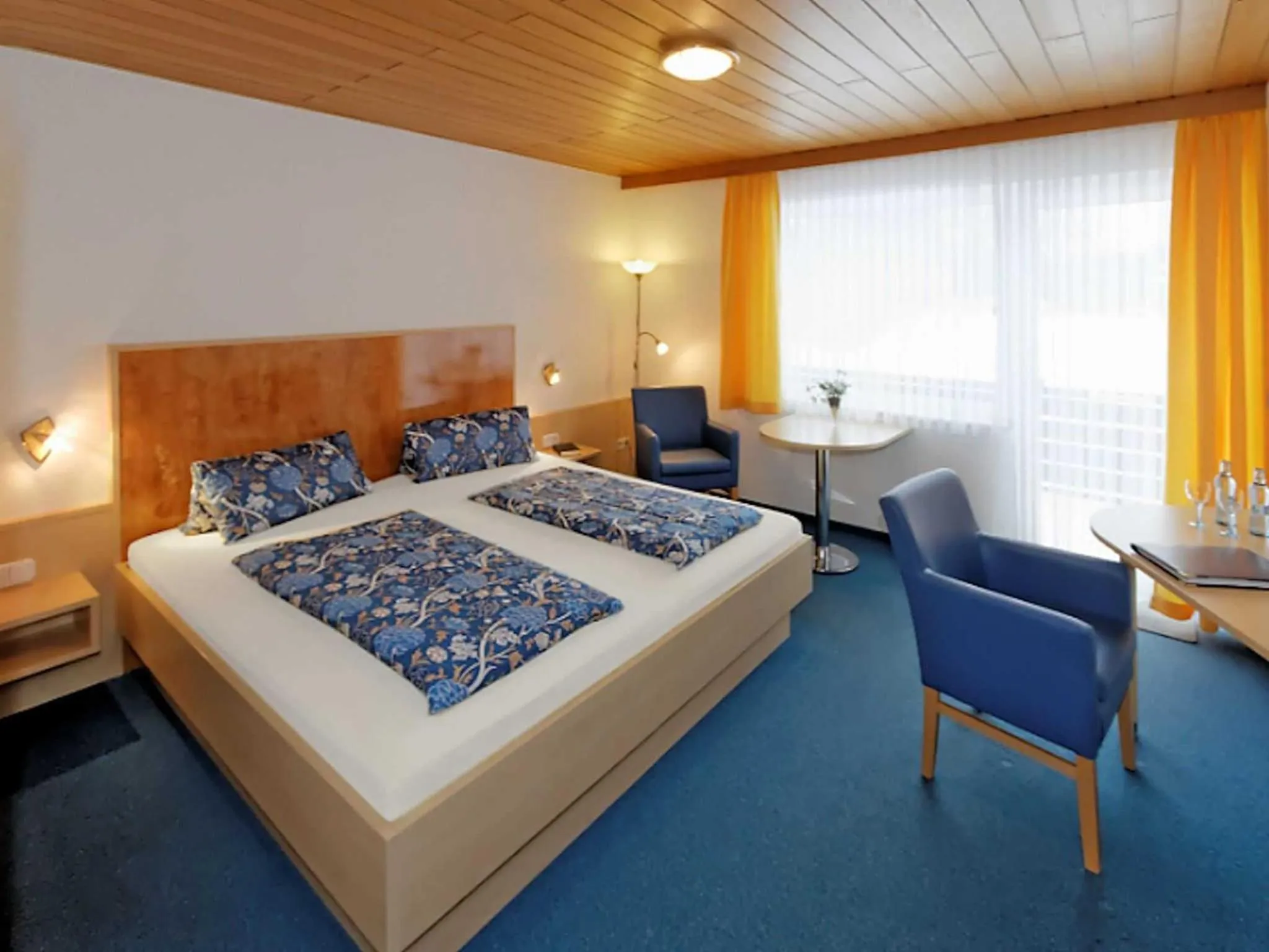 Bed in Gästehaus Brütting