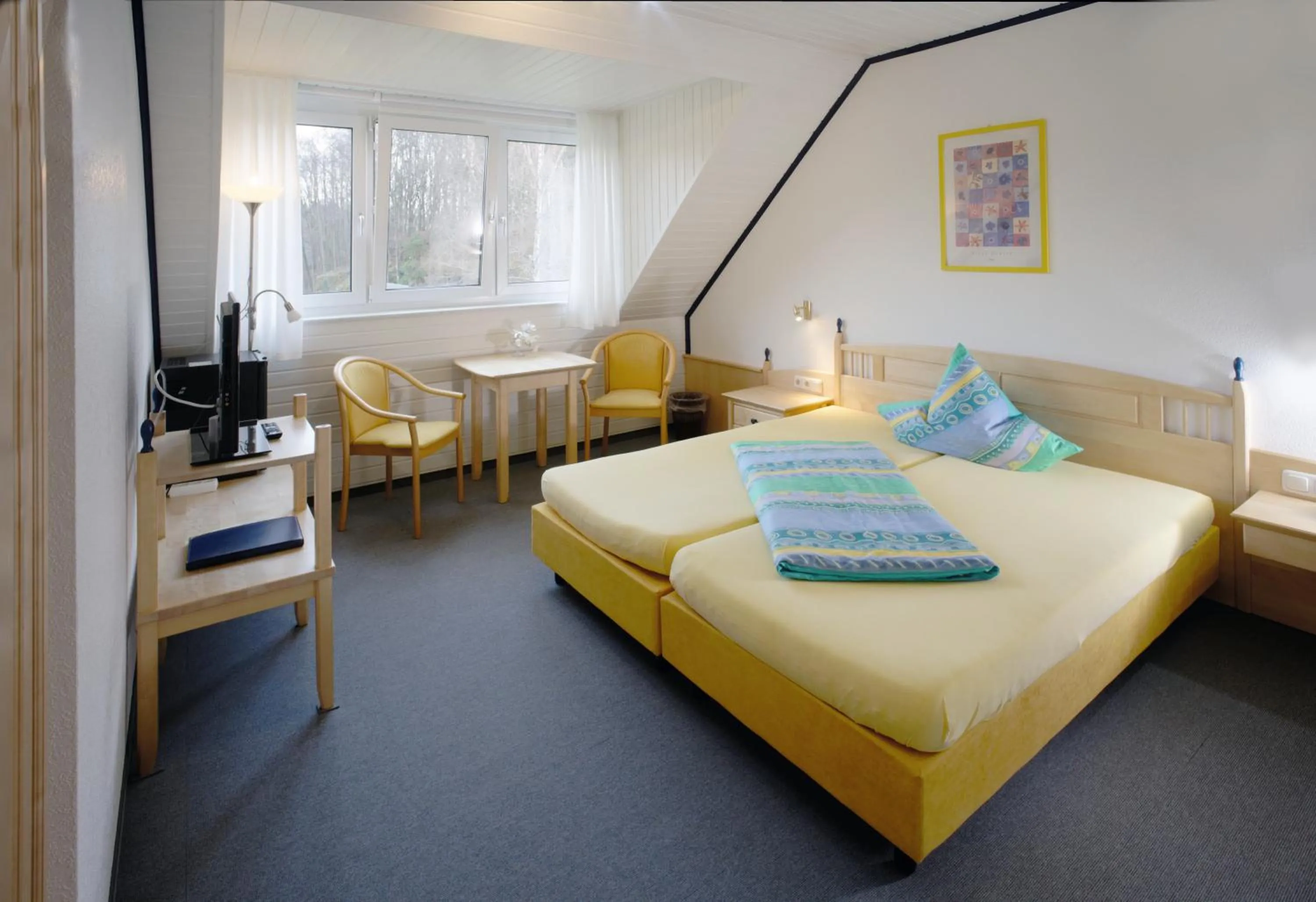 Photo of the whole room, Bed in Gästehaus Brütting