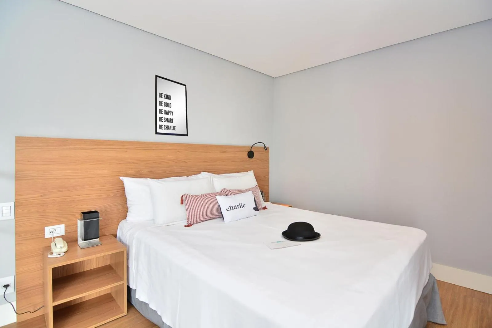 Bed in Charlie Faria Lima