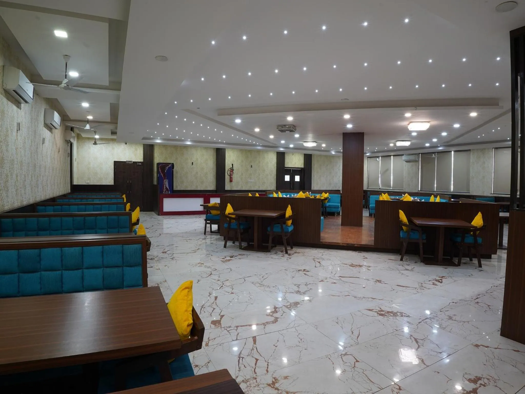 Palette by CheckIn The Royal Castle Resort Rajkot