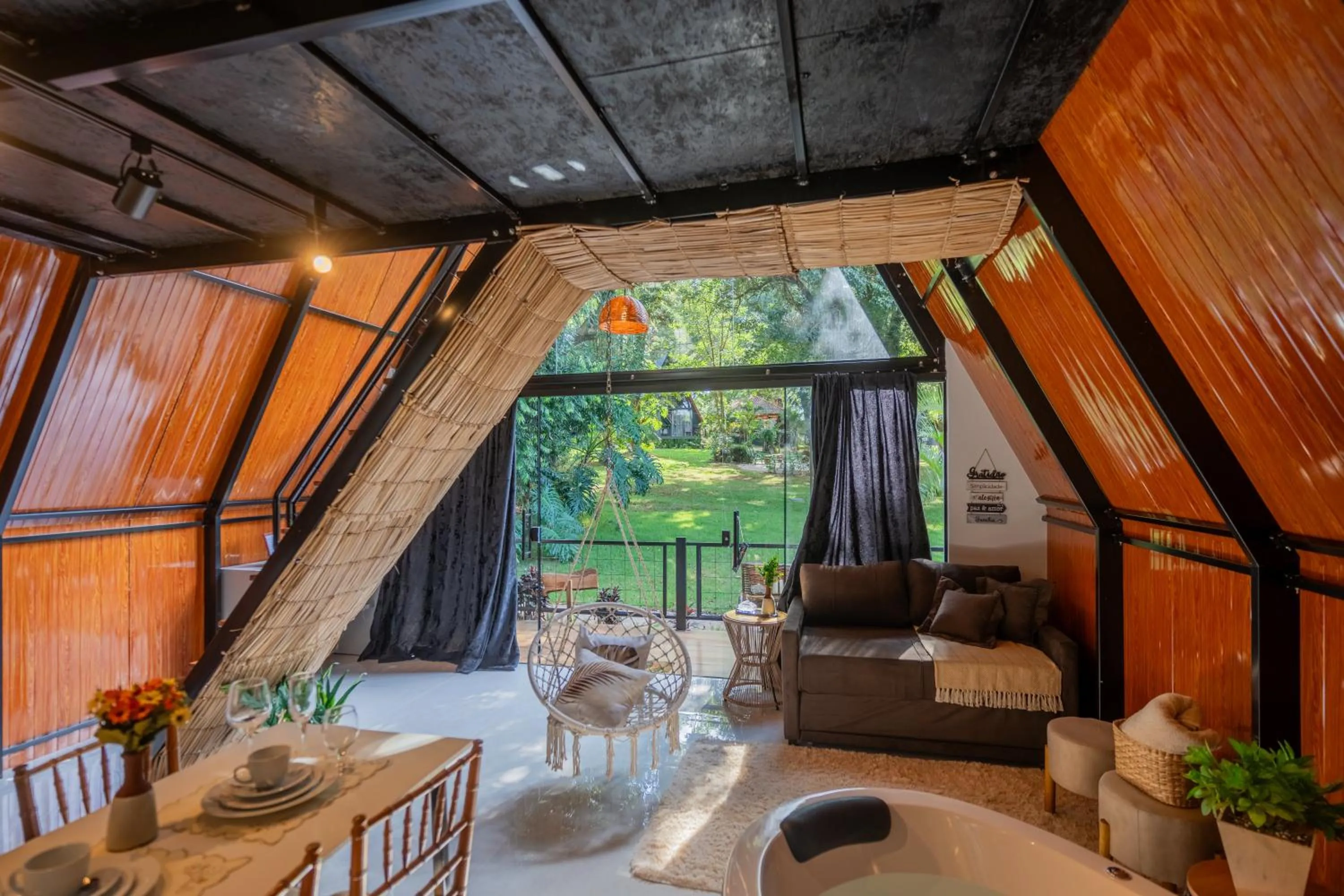 Hot Tub in Recanto Catarina