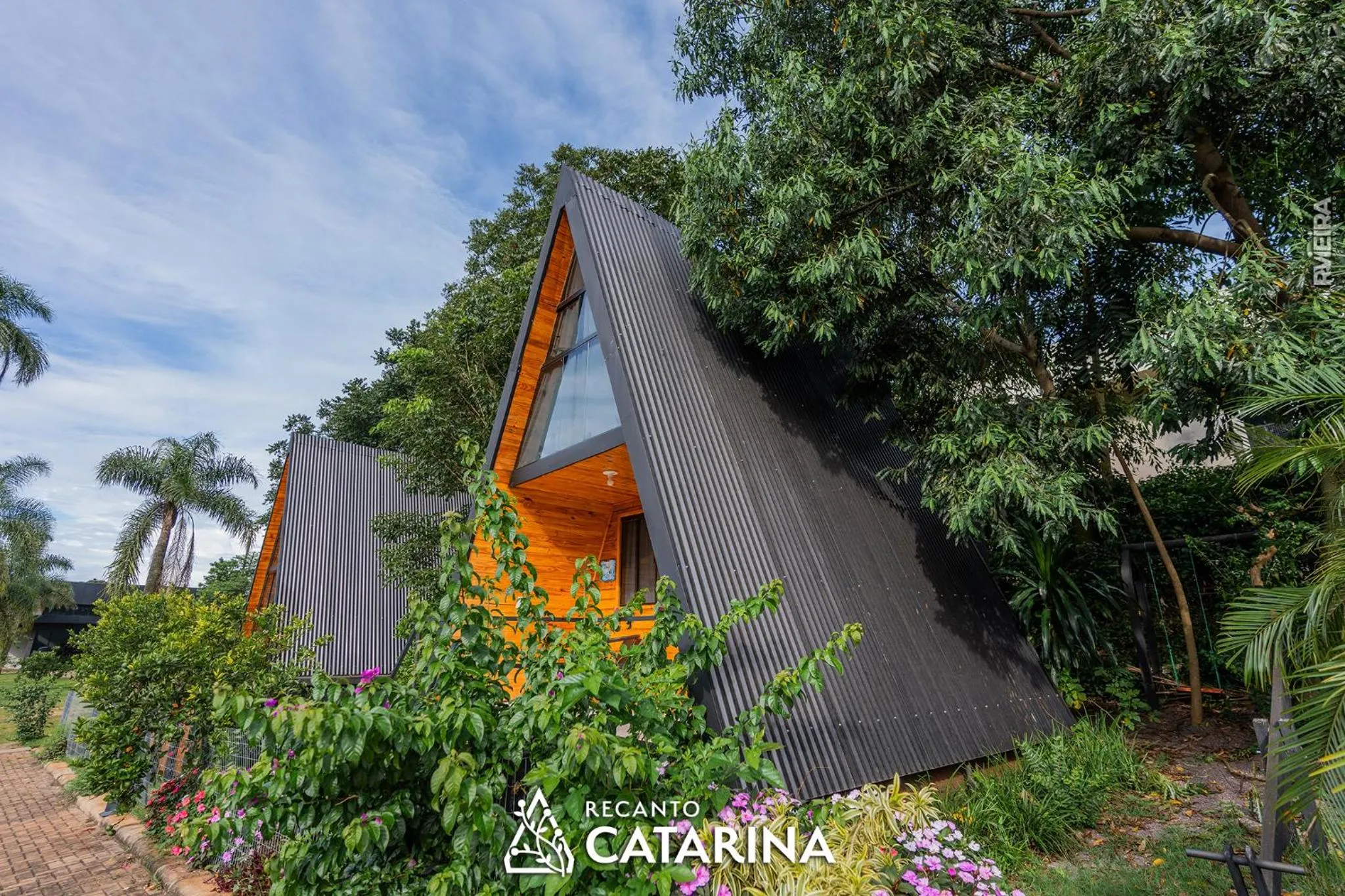 Property building in Recanto Catarina