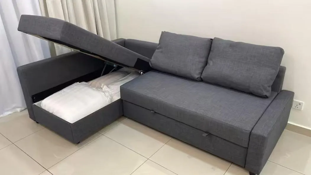 Gracious ~ Walking Distance to SEE, SHOP and EAT