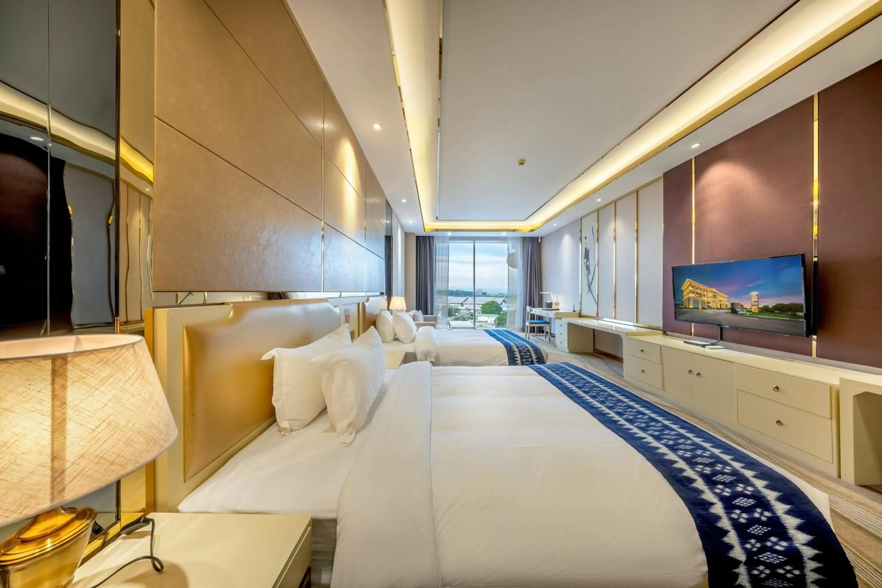 Bed in ST Hotel Wattay Airport