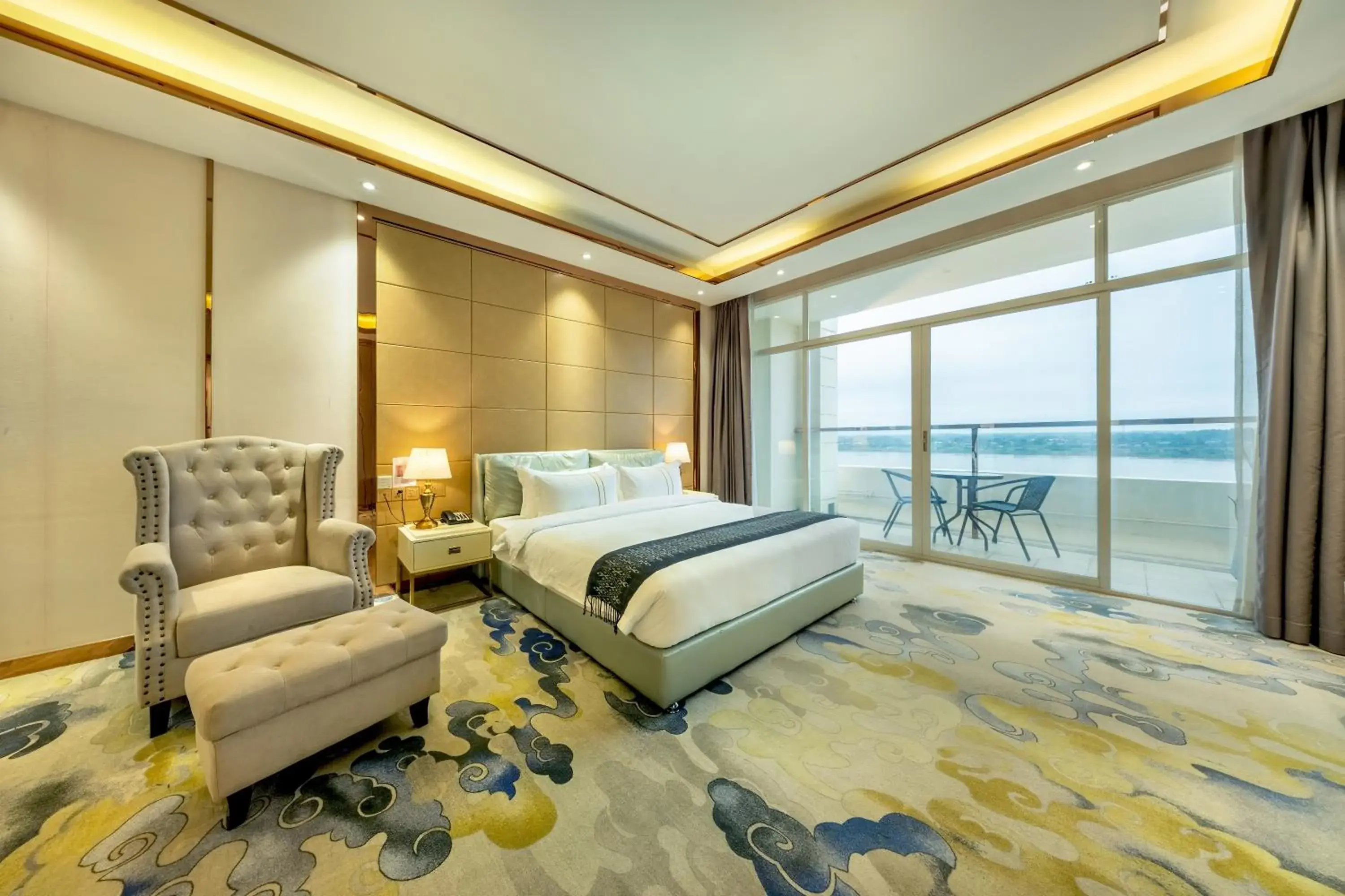 Bedroom, Bed in ST Hotel Wattay Airport Bedroom, Bed in ST Hotel Wattay Airport