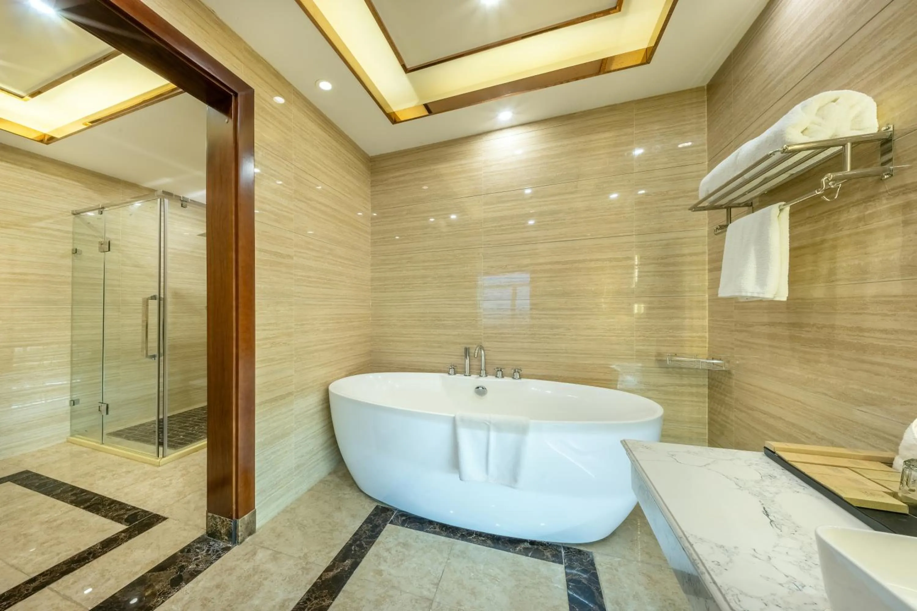 Bath in ST Hotel Wattay Airport