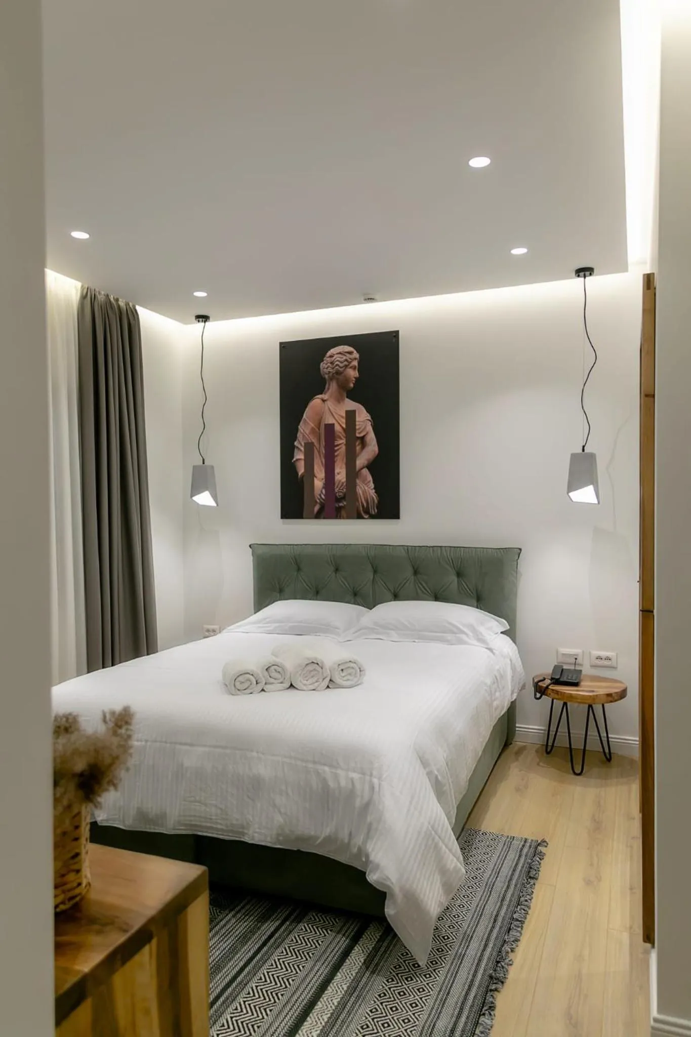 Bed in Elegance Boutique Hotel