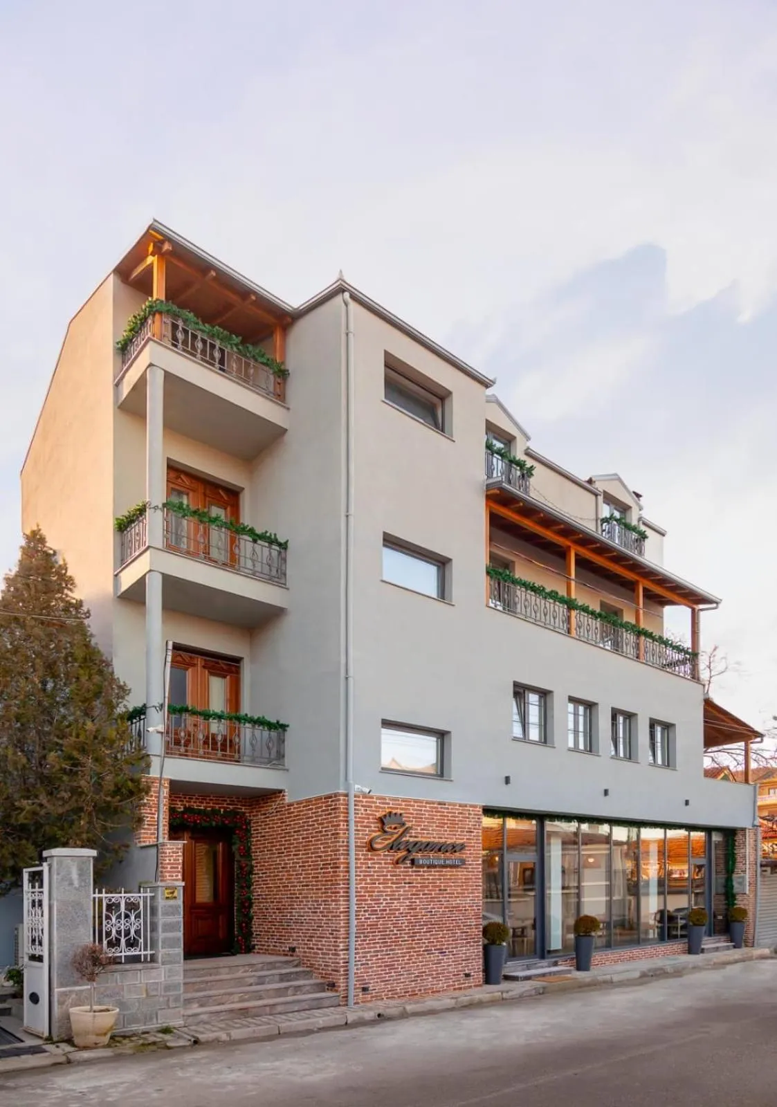 Elegance Boutique Hotel